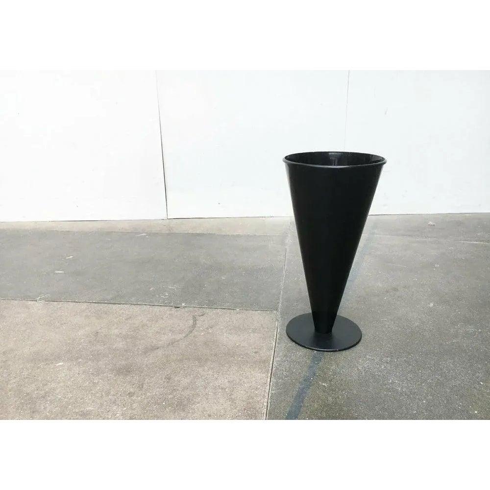 Postmoderner Modell Conico Umbrella Stand von Maier-Aichen, 1980er Jahre (Kunststoff) im Angebot