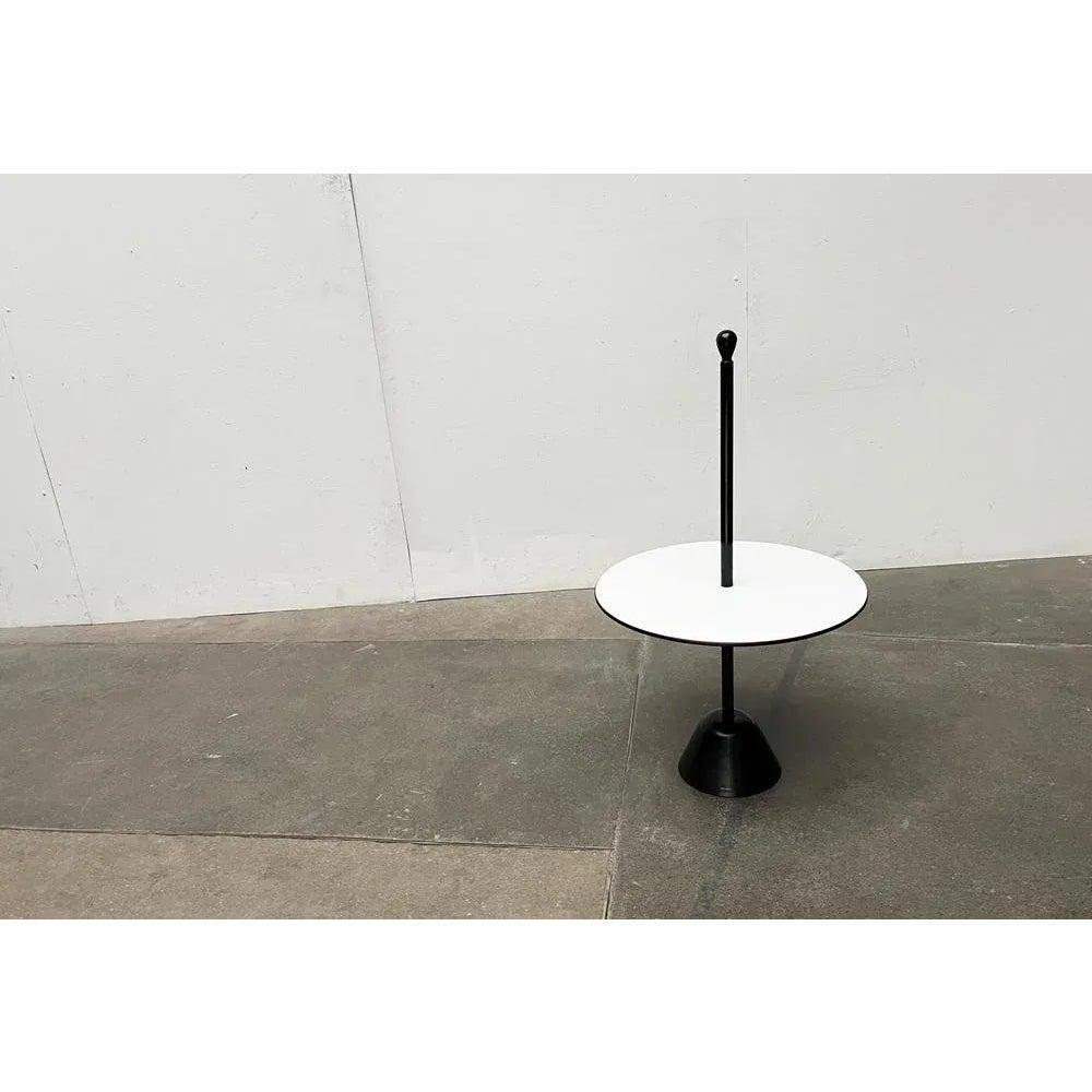 Table d'appoint postmoderne Servomuto d'Achille Castiglioni, 1970 Excellent état - En vente à Hamburg, DE