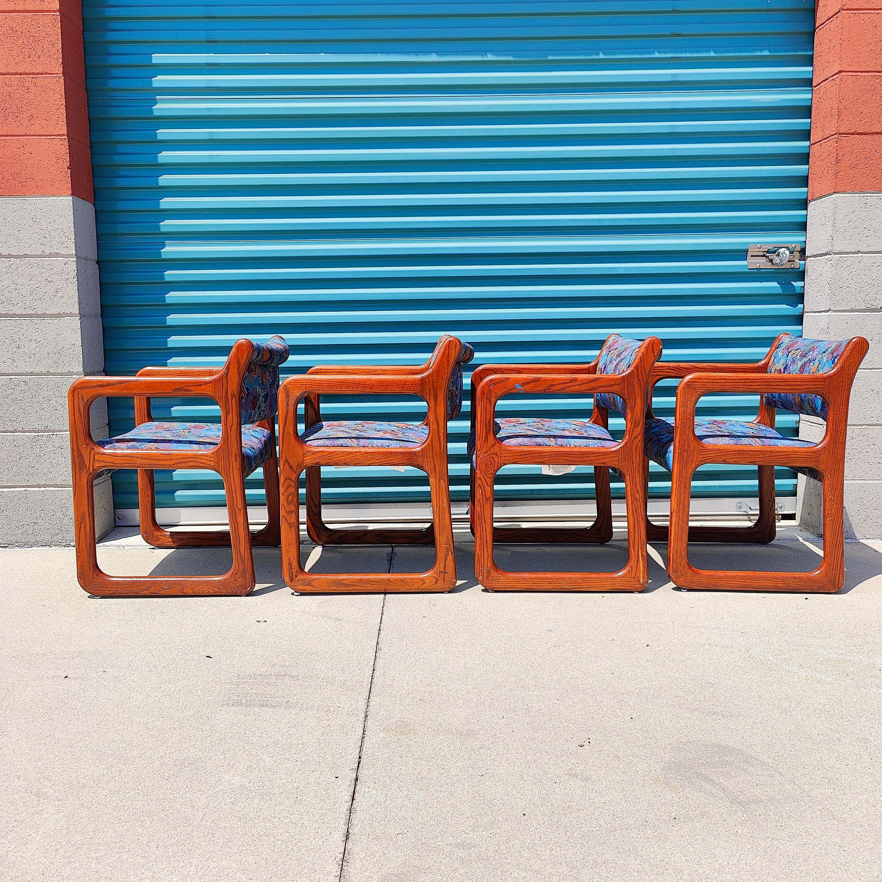 Vintage Postmodern Oak Dining Chairs In Good Condition For Sale In Chino Hills, CA