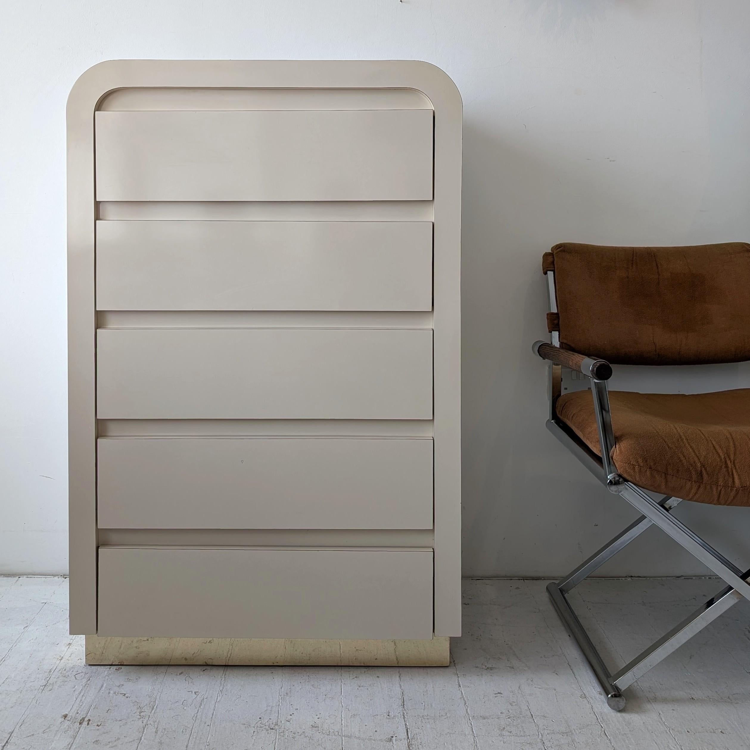 Postmoderne Vintage-Wasserfall-Schubladen aus Laminat in Pfirsich/Rosa/Schwarz/Creme, USA 1980er Jahre im Angebot 1
