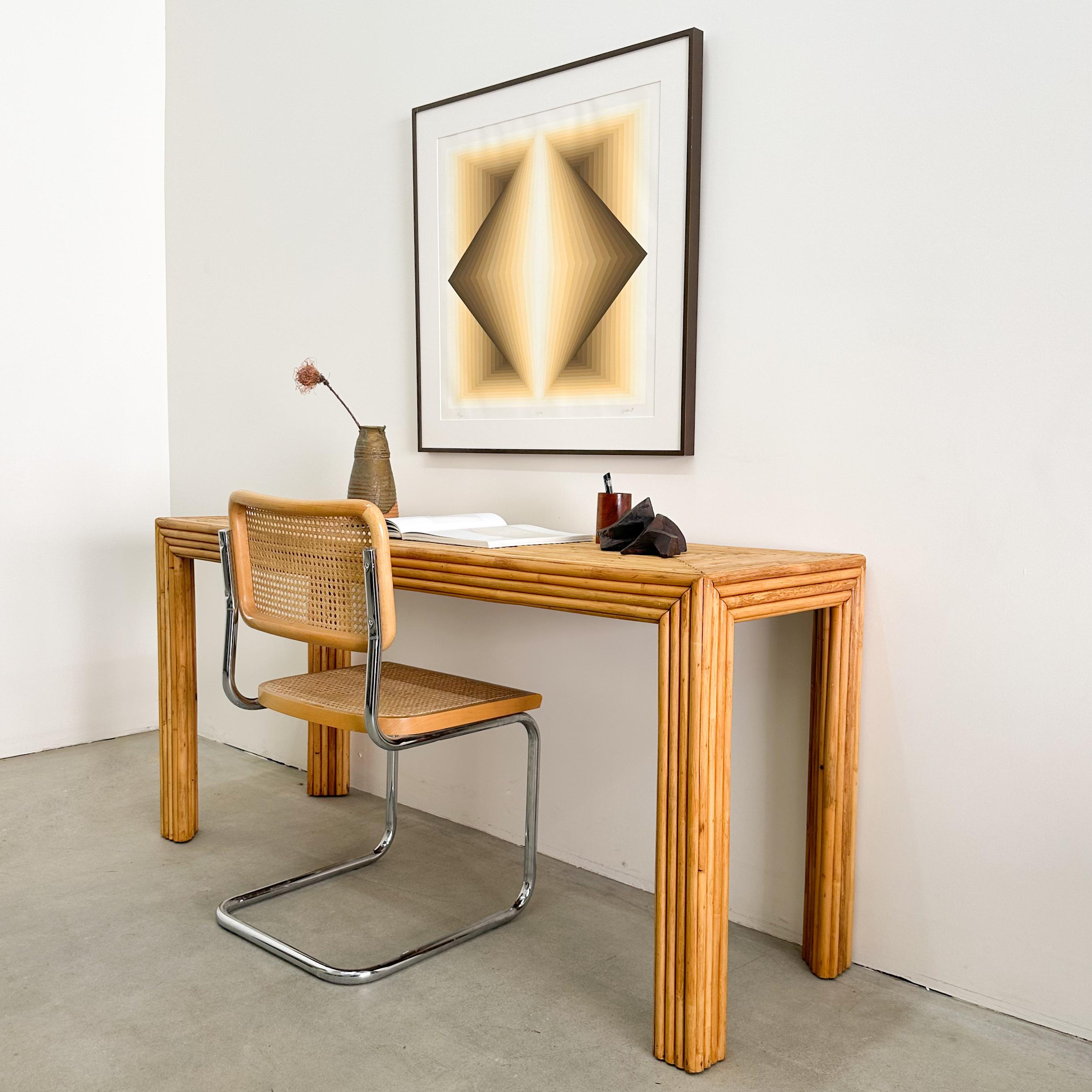 Mid-Century moderno Consolle o scrivania postmoderna vintage in legno di canna da zucchero in vendita
