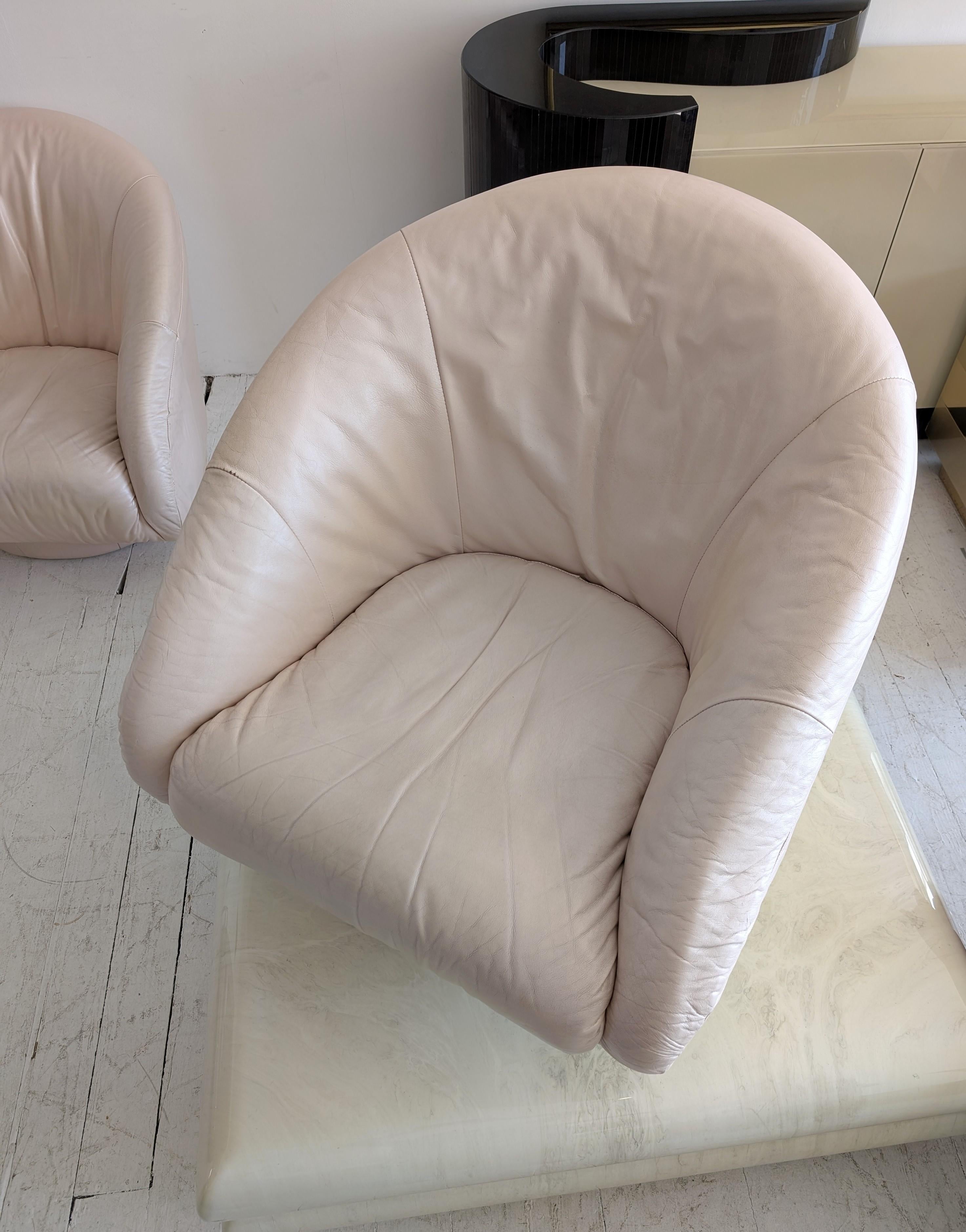 Vintage Postmoderner Dreh-Loungesessel aus rosa perlenbesetztem Leder, Natuzzi 1980er Jahre im Angebot 8