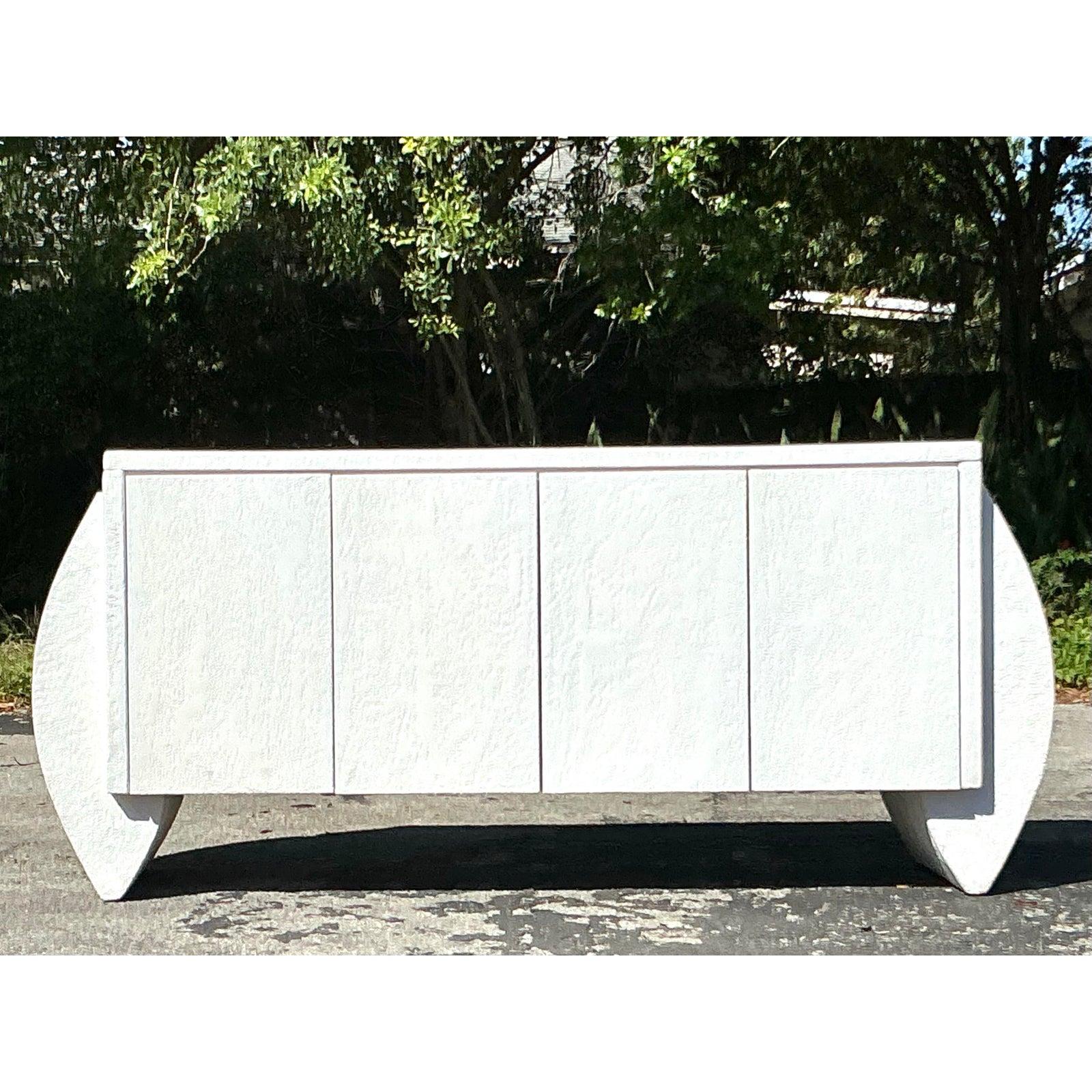 20ième siècle Crédence postmoderne vintage en plâtre en vente
