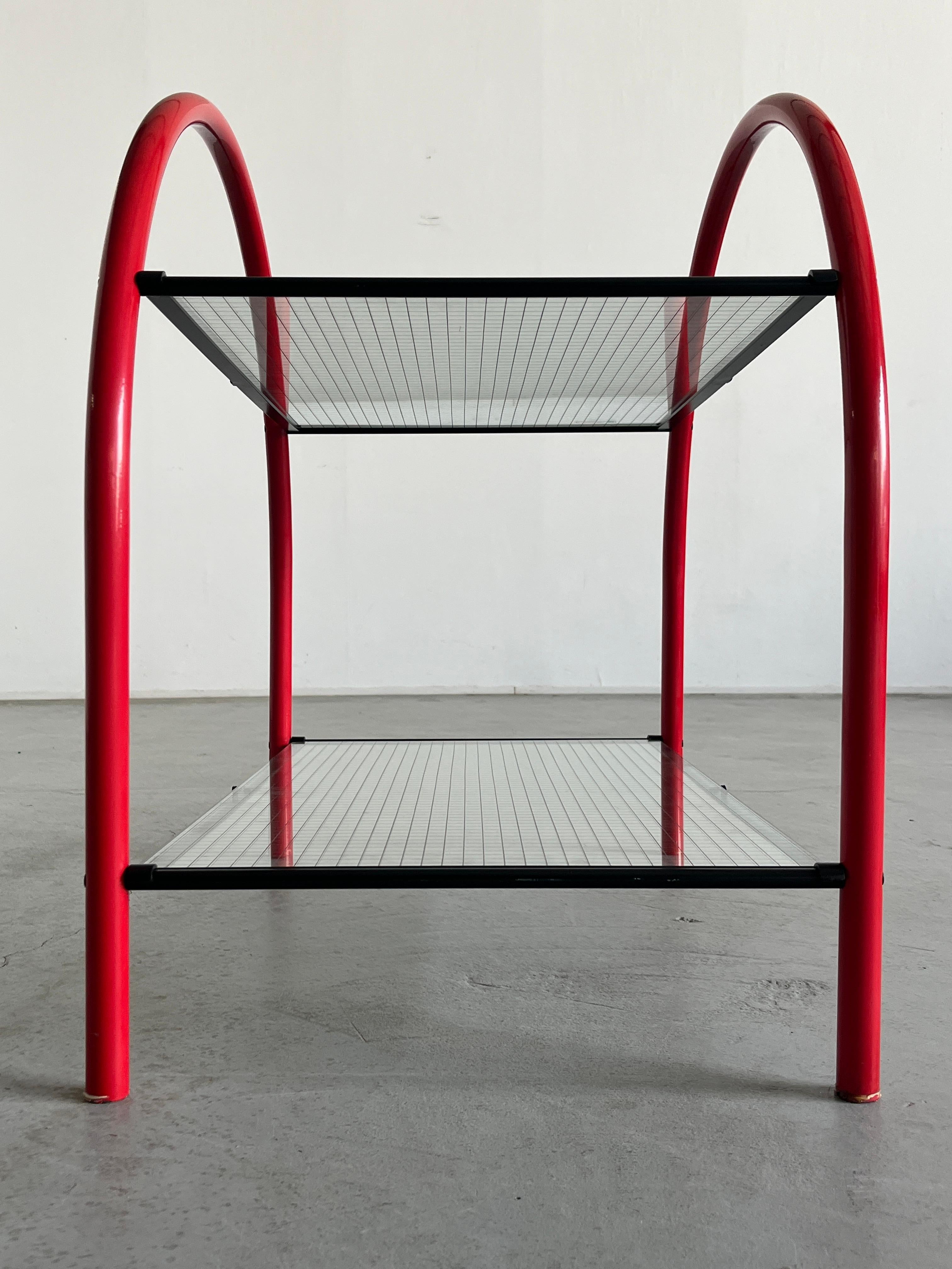 Vintage Postmodern ‘Pomo’ Side Table by Anna Anselmi for Bieffeplast, 80s Italy In Good Condition For Sale In Zagreb, HR