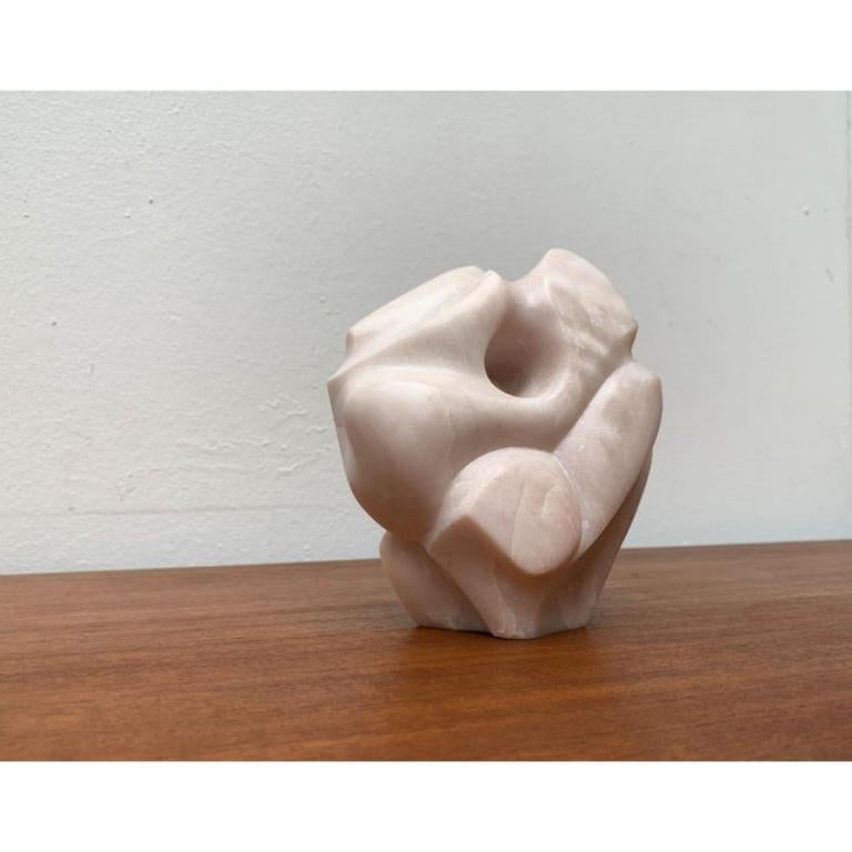 Scultura postmoderna in pietra vintage, anni '80 in vendita 4