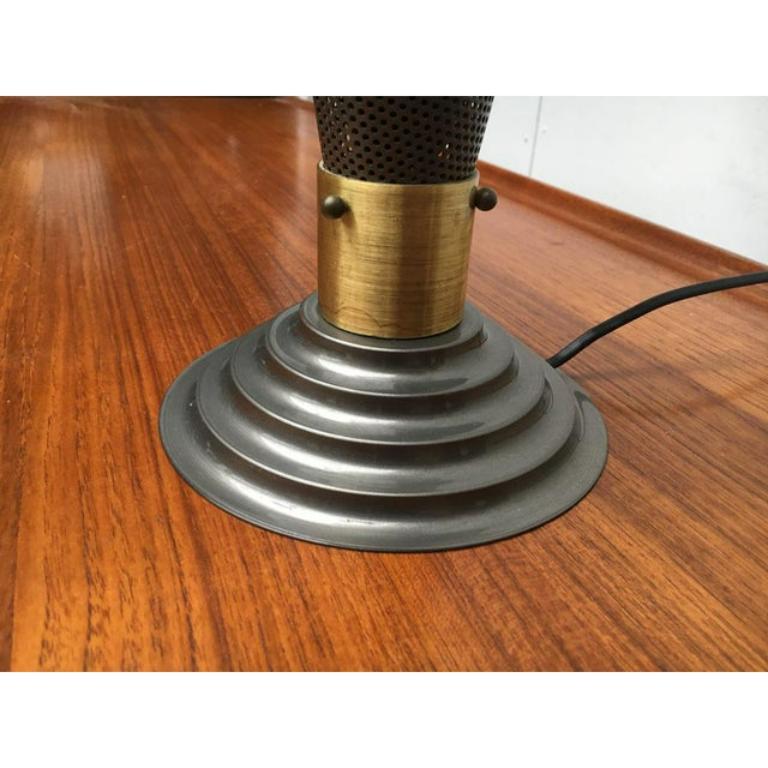 Lámpara de mesa postmoderna vintage de metal en venta 3