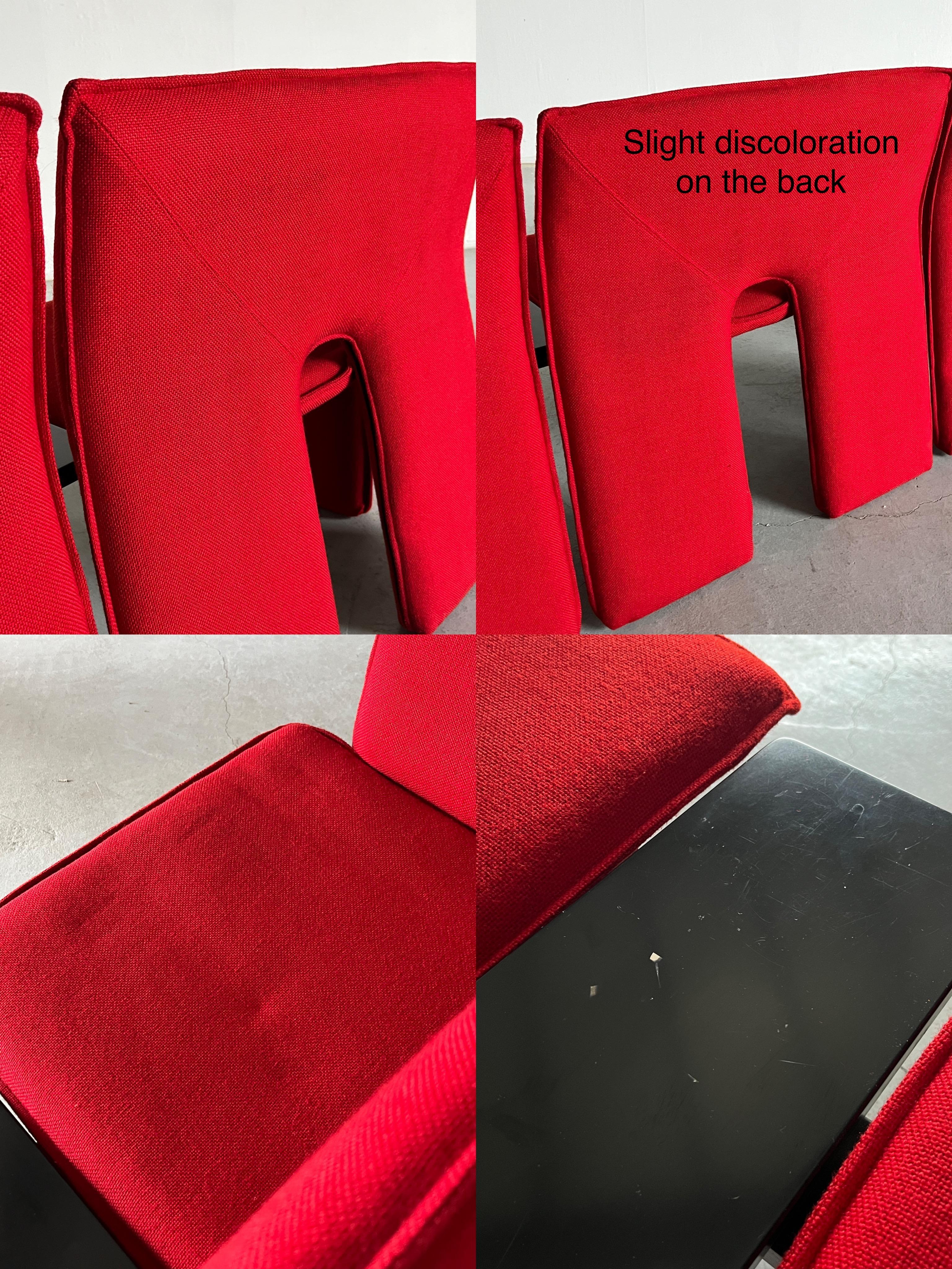 Postmodernes dreisitziges Vintage-Sofa aus roter Wolle und schwarzem Metall, Italien, 1980er Jahre im Angebot 6