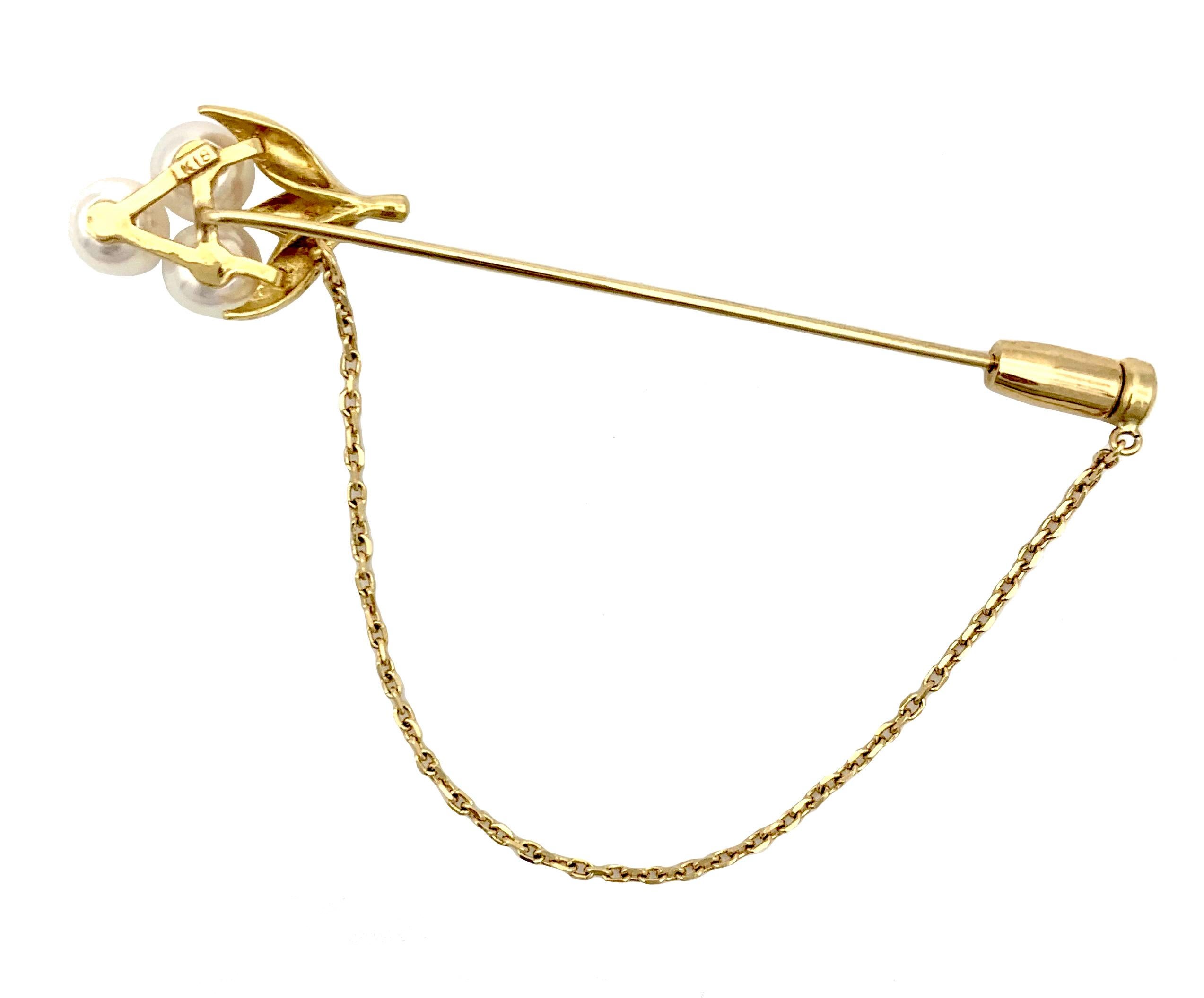 Bead Vintage Postwar Stickpin Tie Pin Flower 18K Gold Cultured Pearls  For Sale