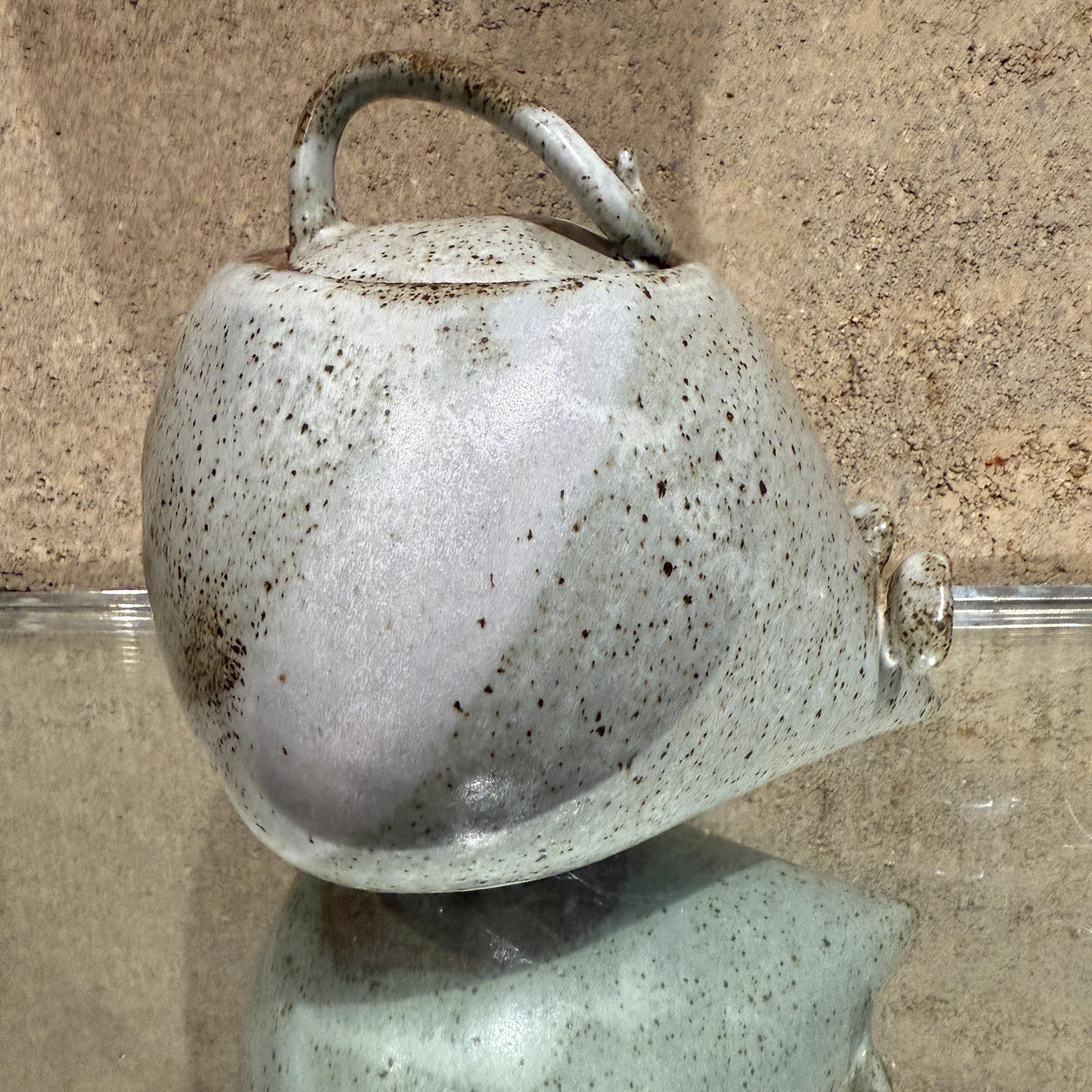 American Vintage Pottery Cookie Jar Safekeeping in Mice Mouse Shape For Sale