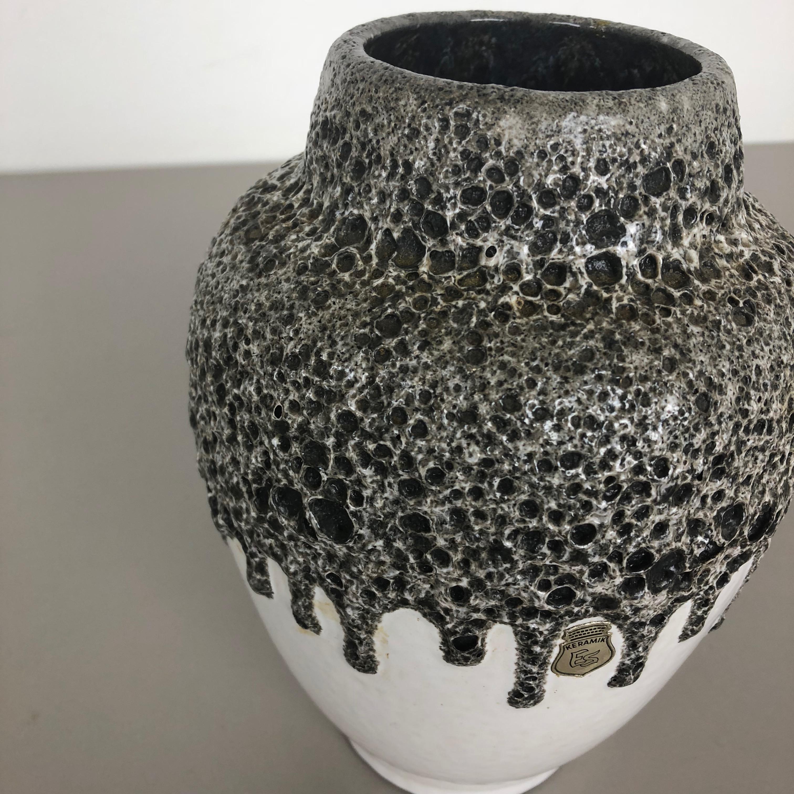 Vase à lave grasse en poterie vintage fabriqué par ES EMONS SÖHNE Ceramic, Allemagne, années 1960 Bon état - En vente à Kirchlengern, DE