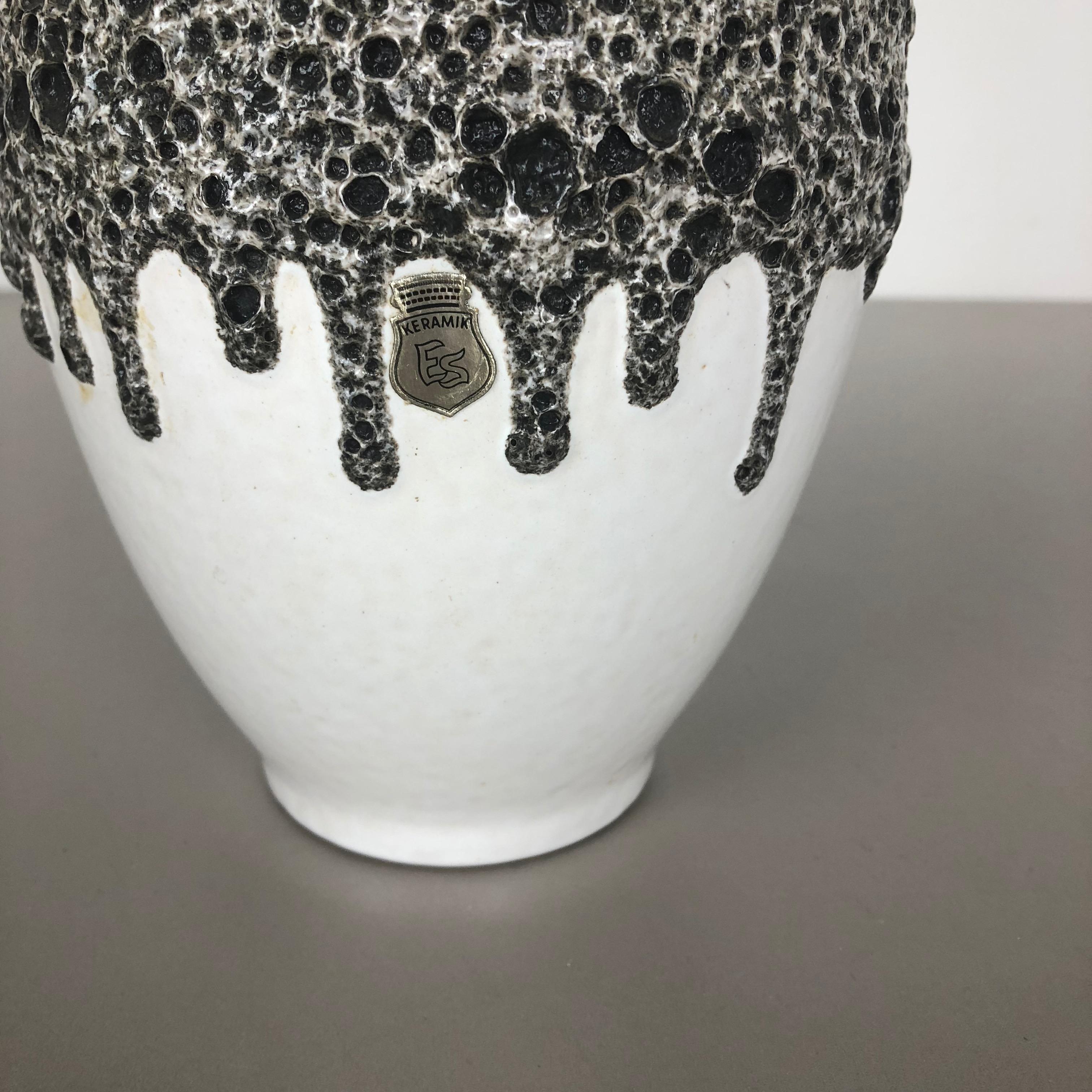 Vintage Pottery Fat Lava Vase Made by ES EMONS SÖHNE Ceramic, Germany, 1960s In Good Condition For Sale In Kirchlengern, DE