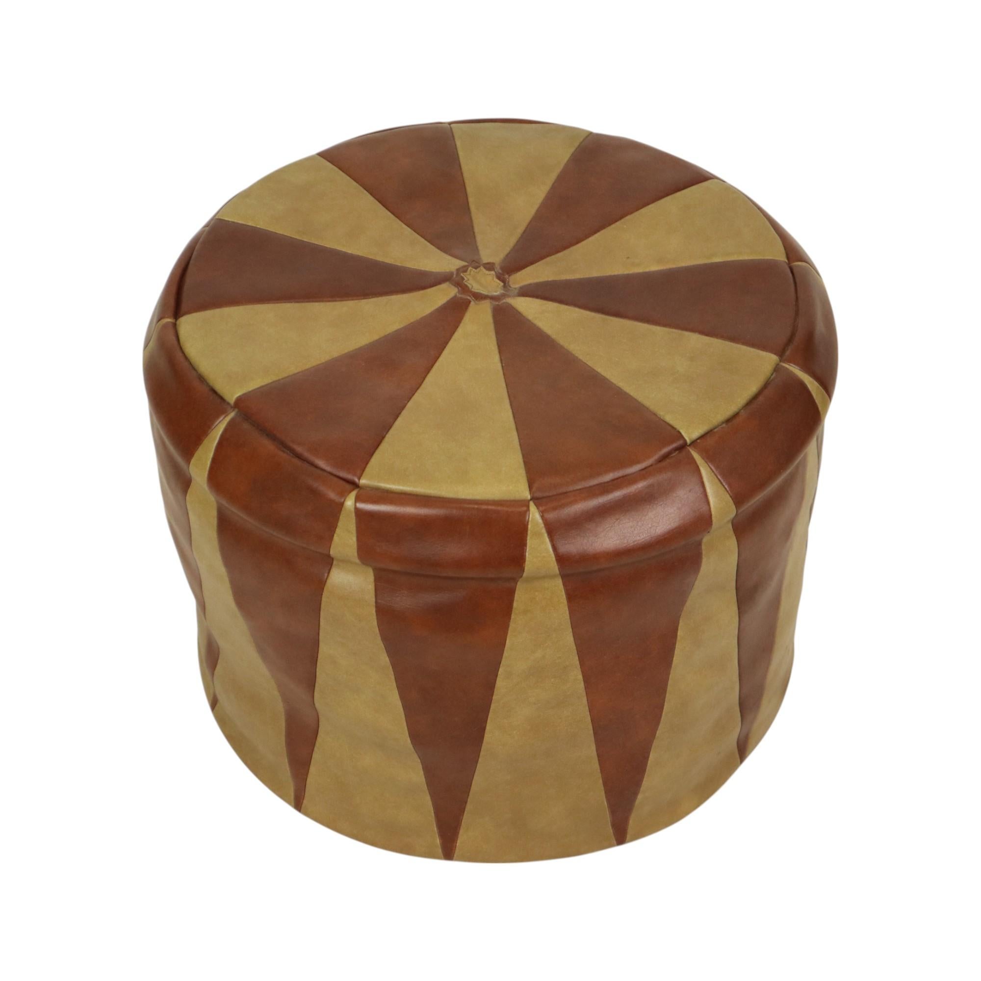 Pouf vintage con motivo a stella Skai in ecopelle stile marocchino anni '1960 in vendita 6