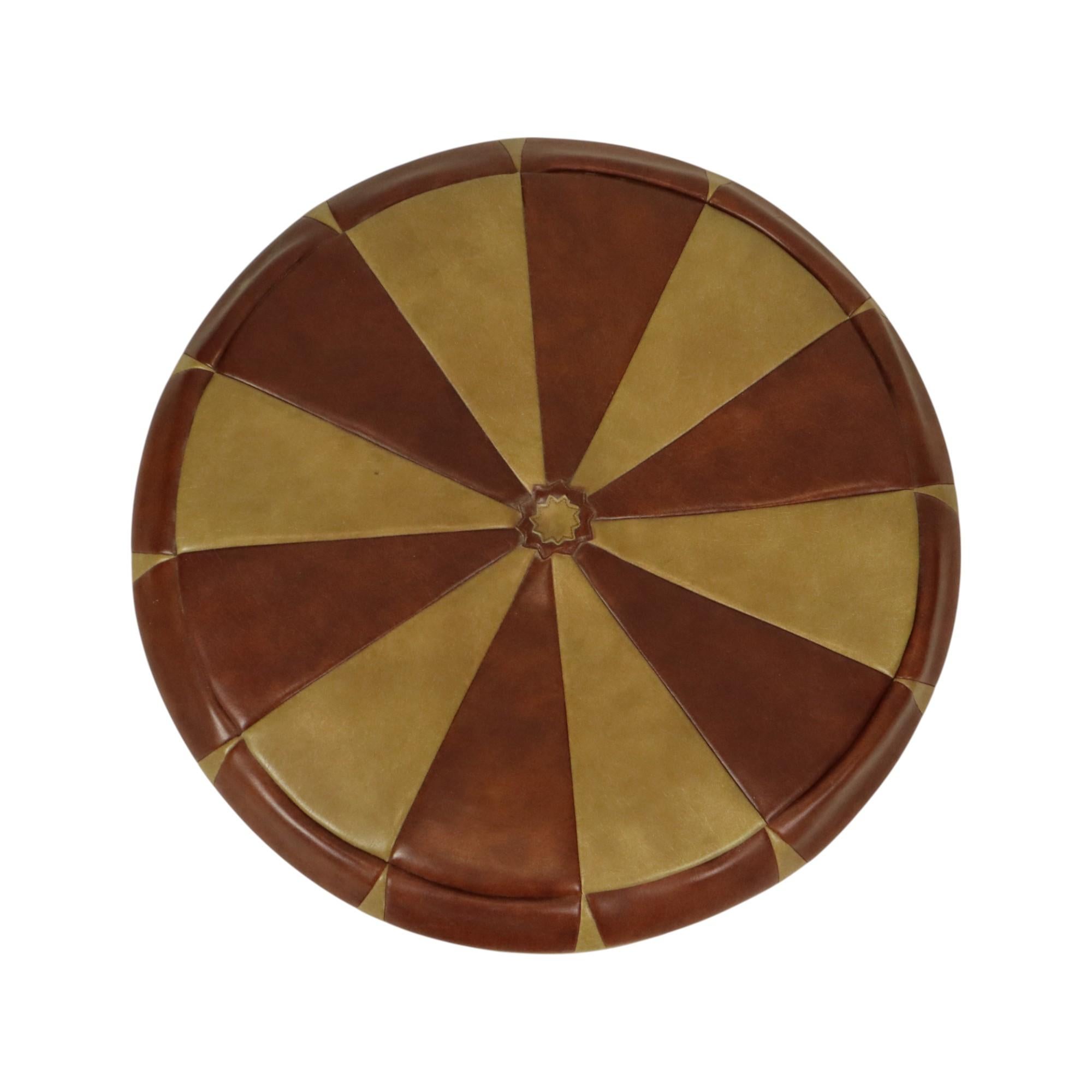 Materiale sintetico Pouf vintage con motivo a stella Skai in ecopelle stile marocchino anni '1960 in vendita