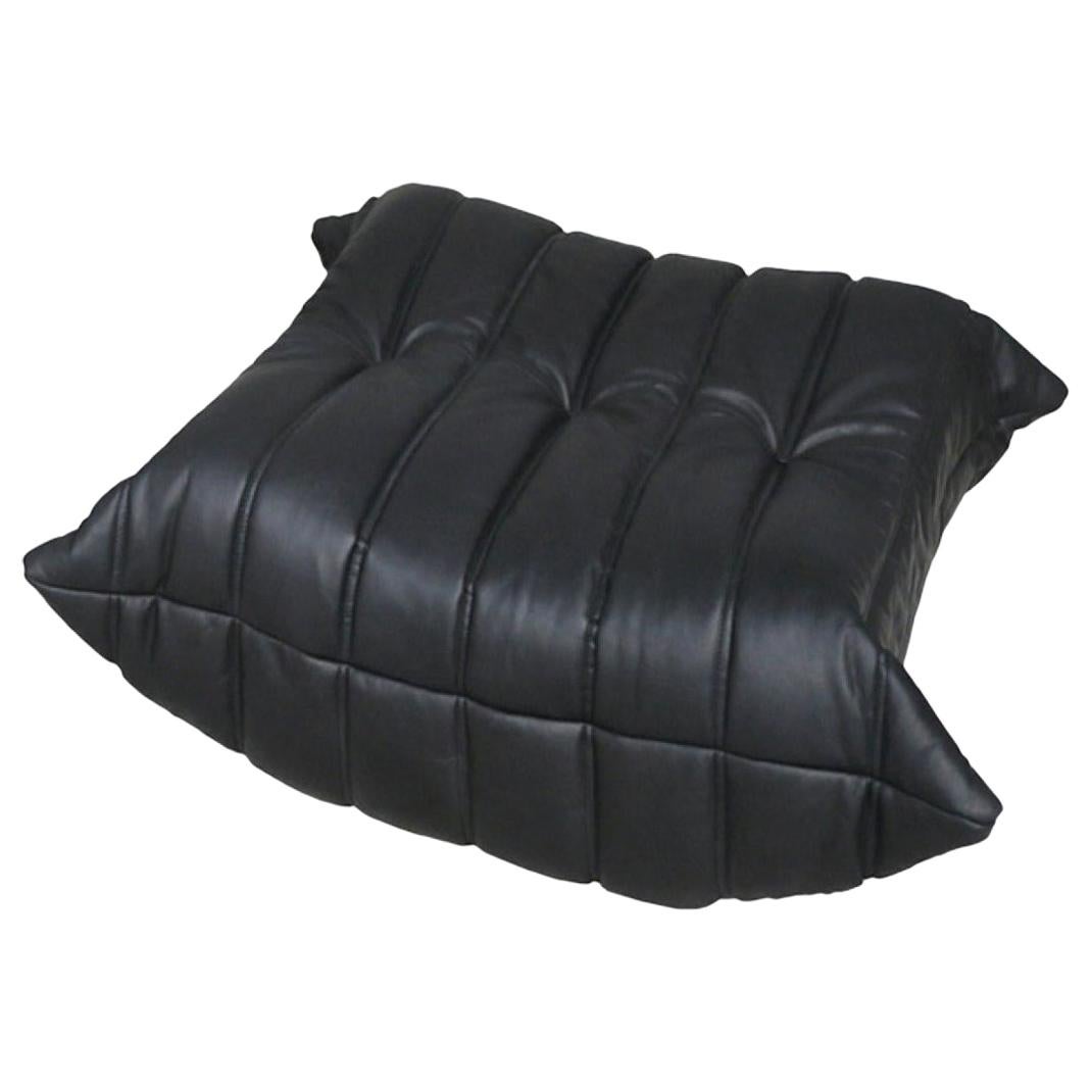 CERTIFIED Ligne Roset TOGO Pouf in our natural Black Leather, DIAMOND QUALITY For Sale