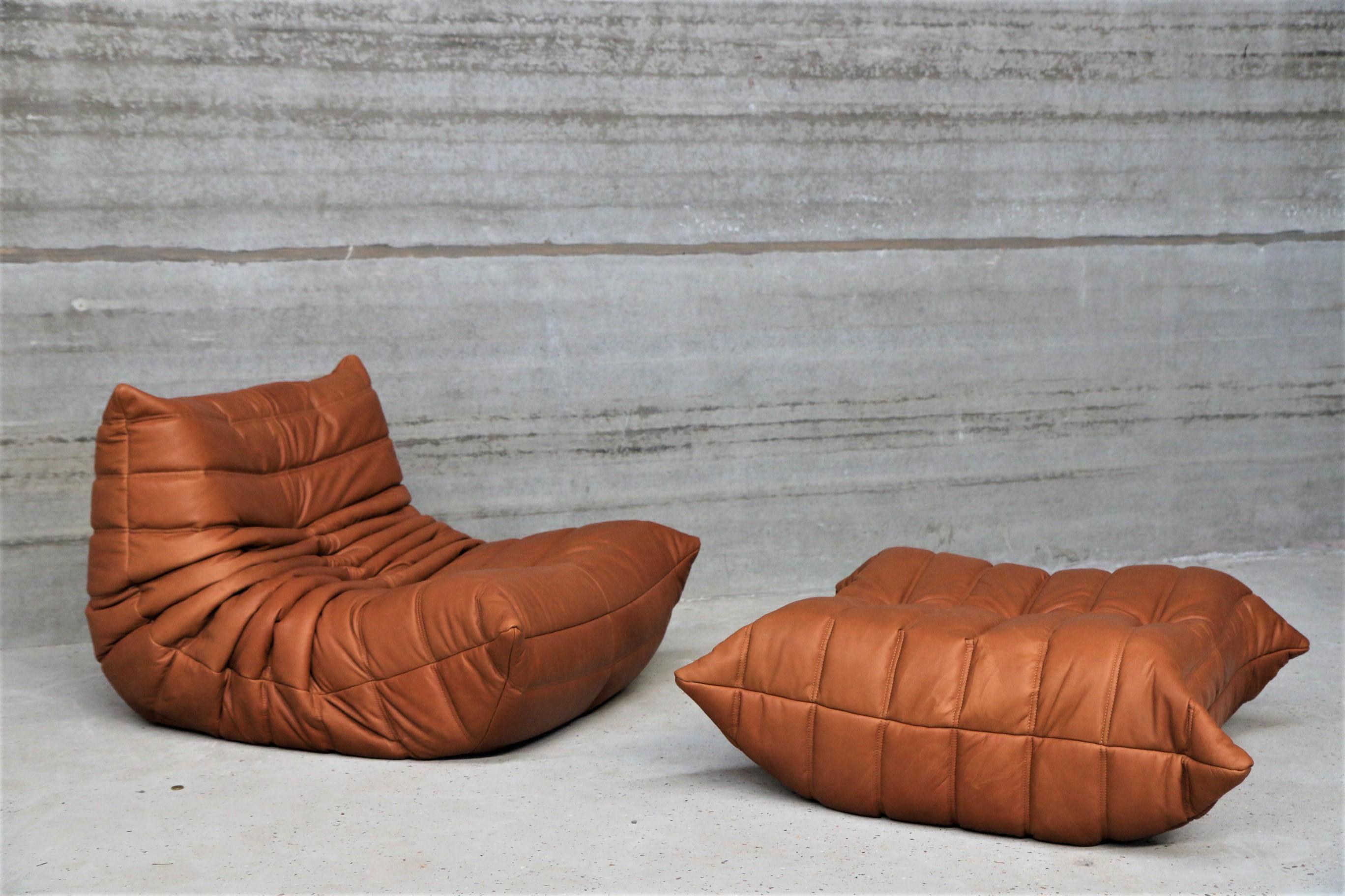 Mid-Century Modern CERTIFIED Ligne Roset TOGO Pouf in our natural Cognac Leather, DIAMOND QUALITY For Sale