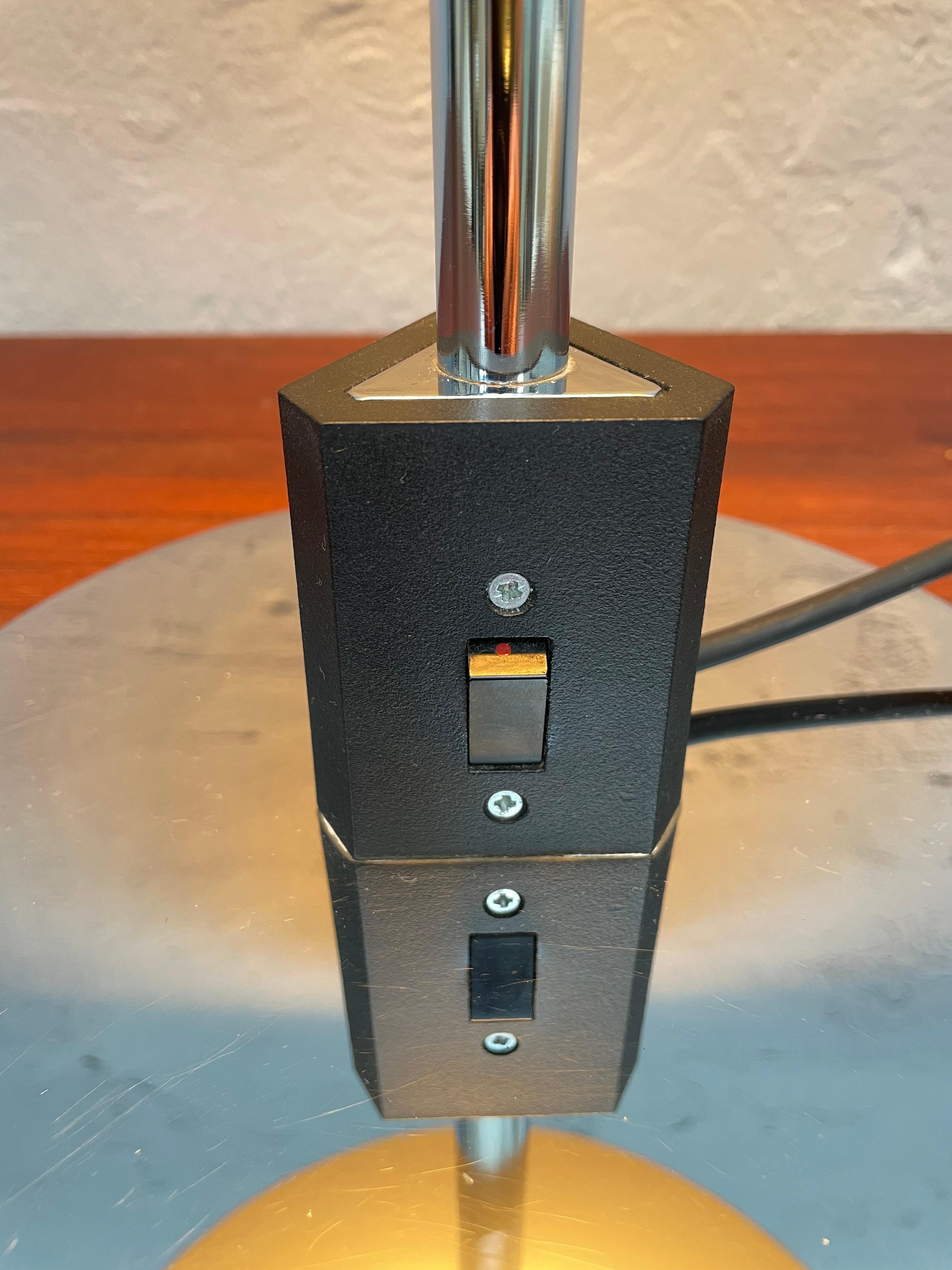 Vintage Poul Henningsen 4/3 Table Lamp from the 1960s For Sale 7