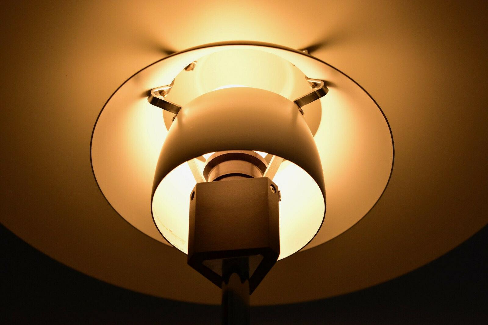 Vintage Poul Henningsen PH 4/3 Table Lamp by Louis Poulsen, Denmark 2