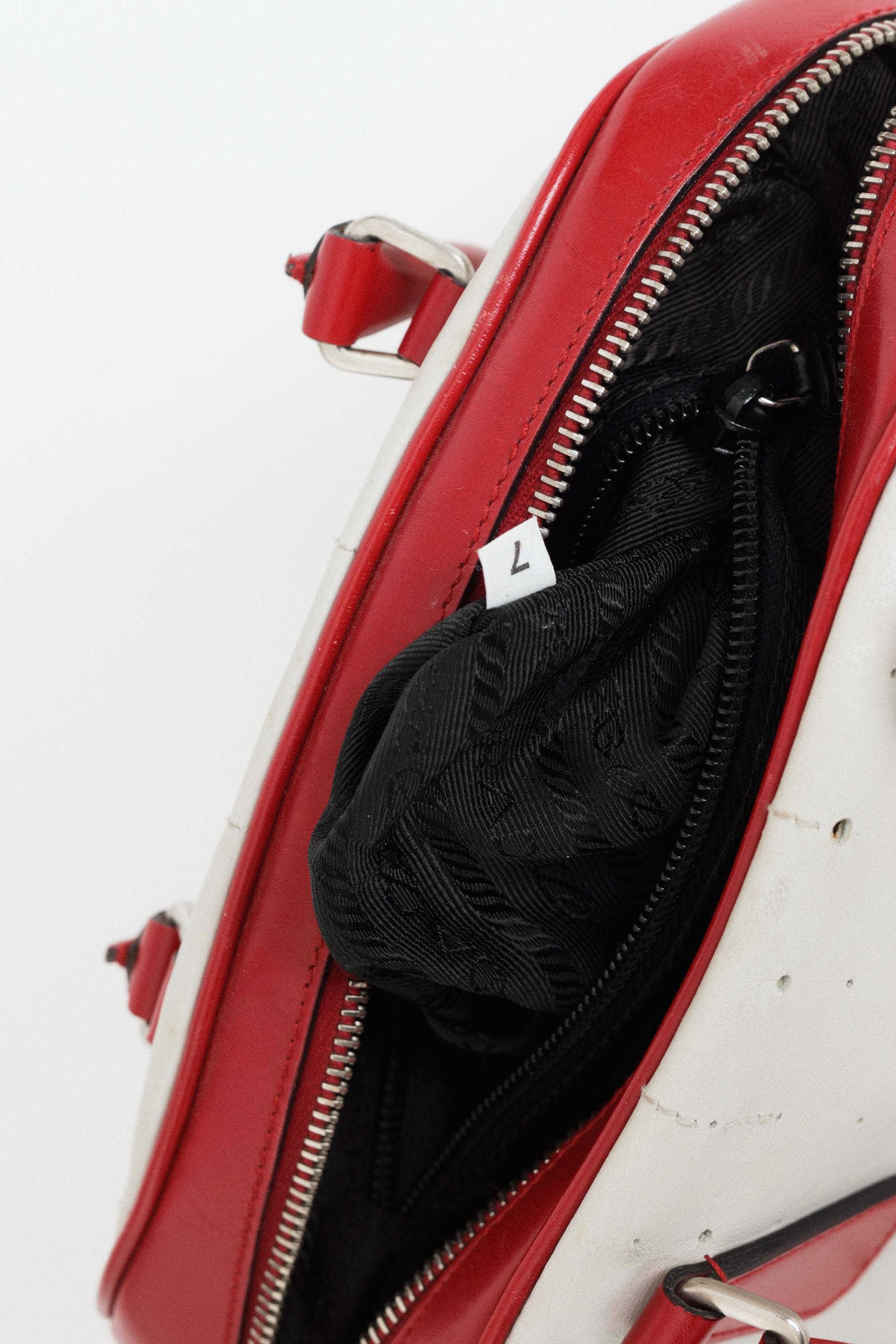 Vintage Prada 2000’s Bowling Bag In Excellent Condition For Sale In London, GB