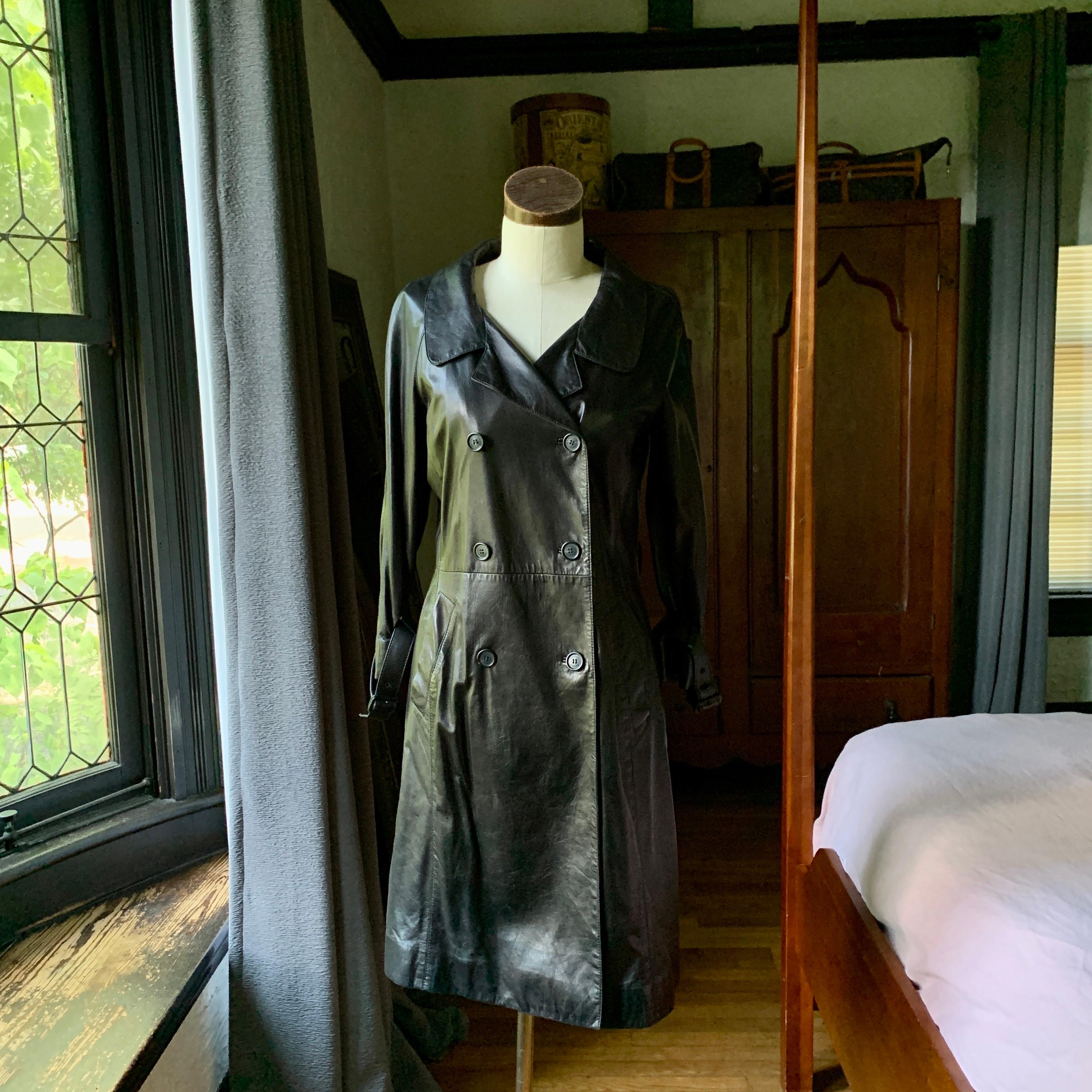 Vintage PRADA Black Leather WHITE LABEL Trench Coat Jacket MADE IN ITALY Small For Sale 2