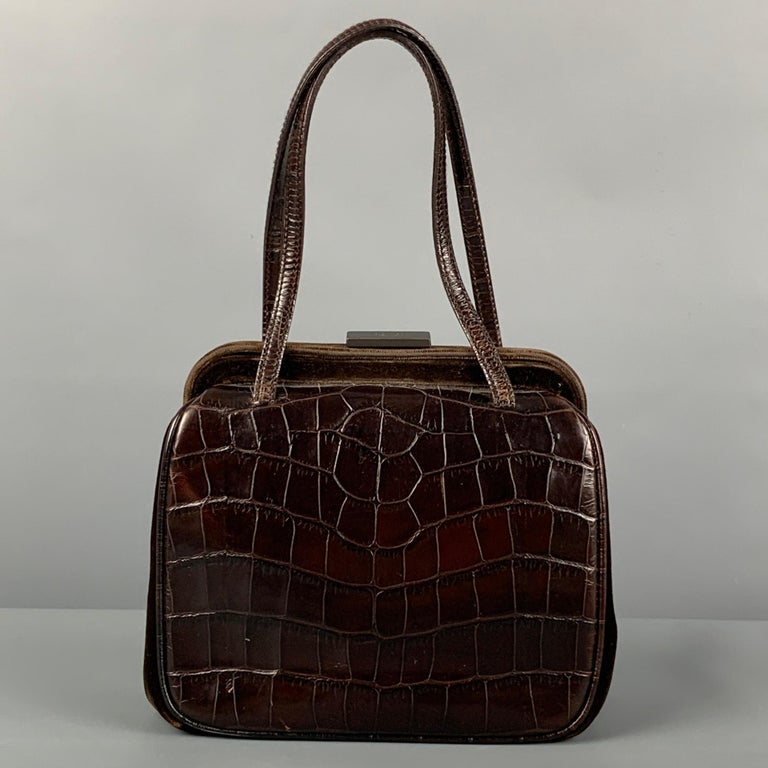 Mini sac à main vintage PRADA en cuir gaufré alligator marron et velours En  vente sur 1stDibs