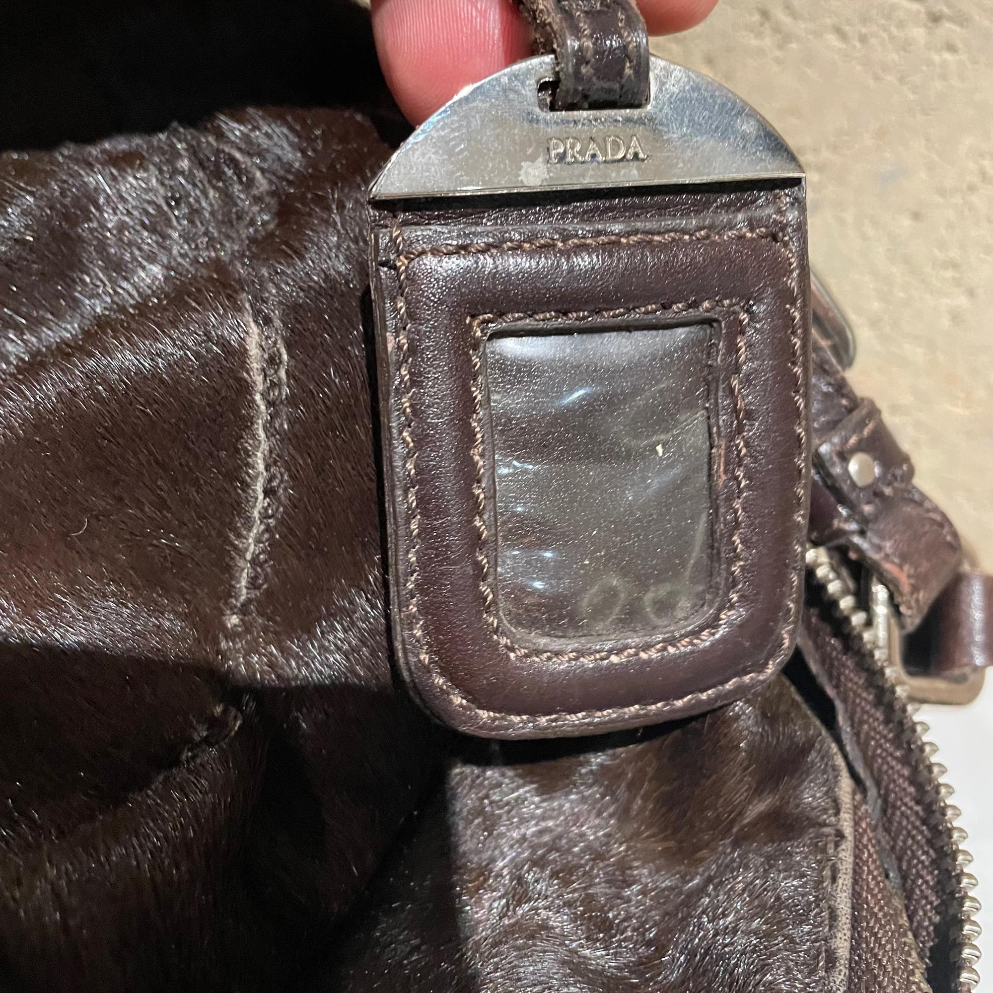 Vintage Prada Milano Leather Satchel Shoulder Handbag Lock & Key Embossed Logo 3