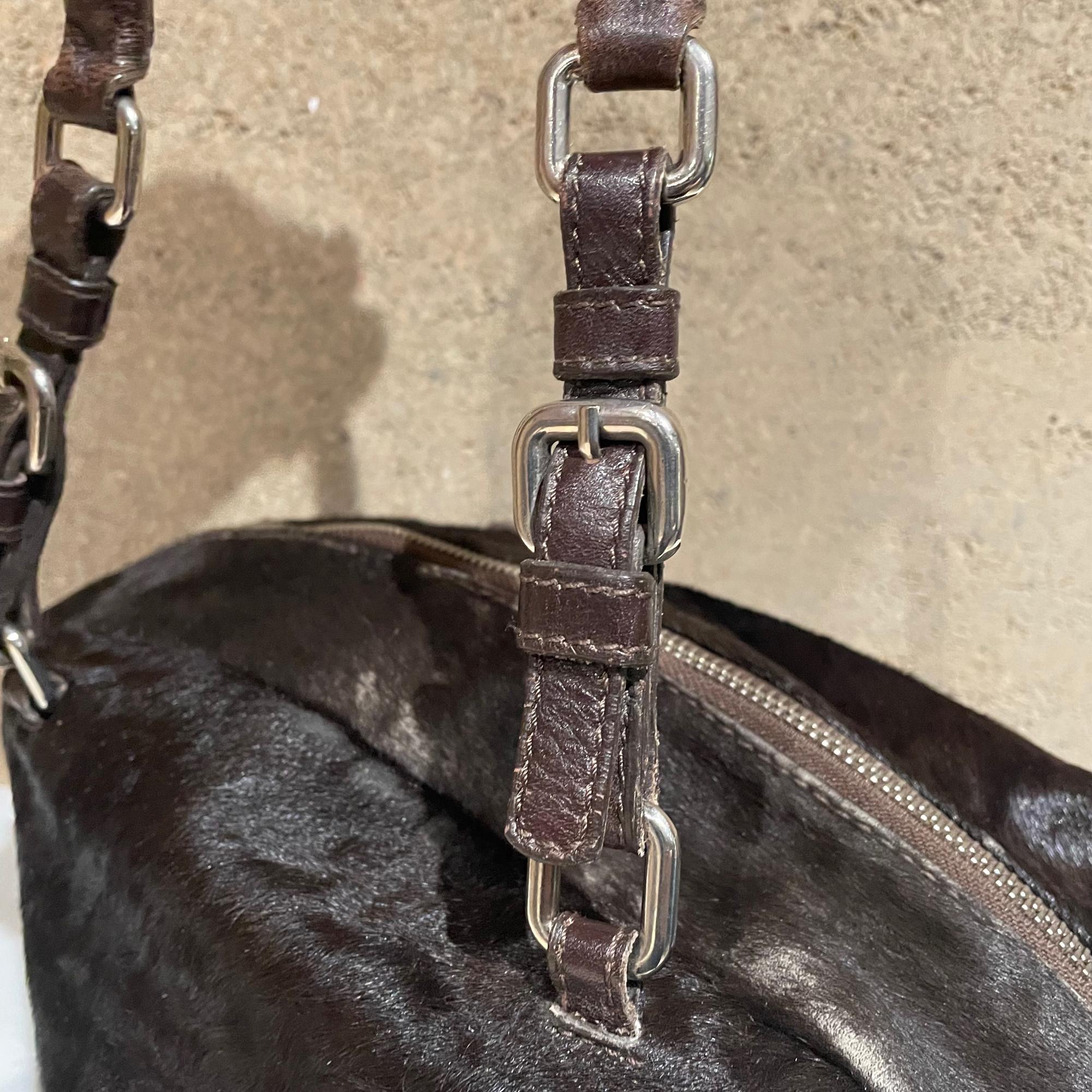 Vintage Prada Milano Leather Satchel Shoulder Handbag Lock & Key Embossed Logo In Good Condition In Chula Vista, CA