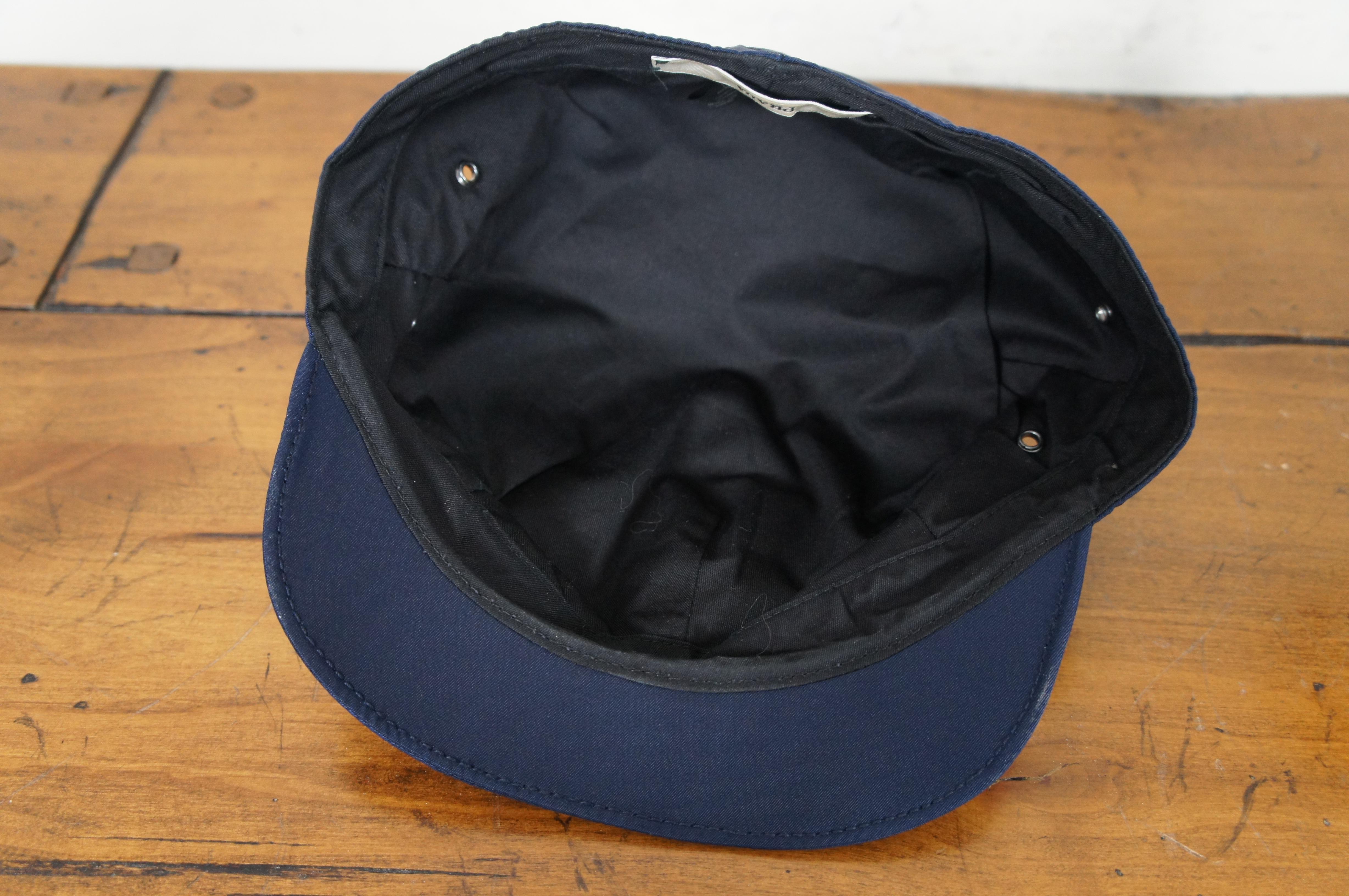 Vintage Prada Navy Blue Polymide Nylon Lambskin Cotton Short Brim Hat Cap Size M For Sale 1