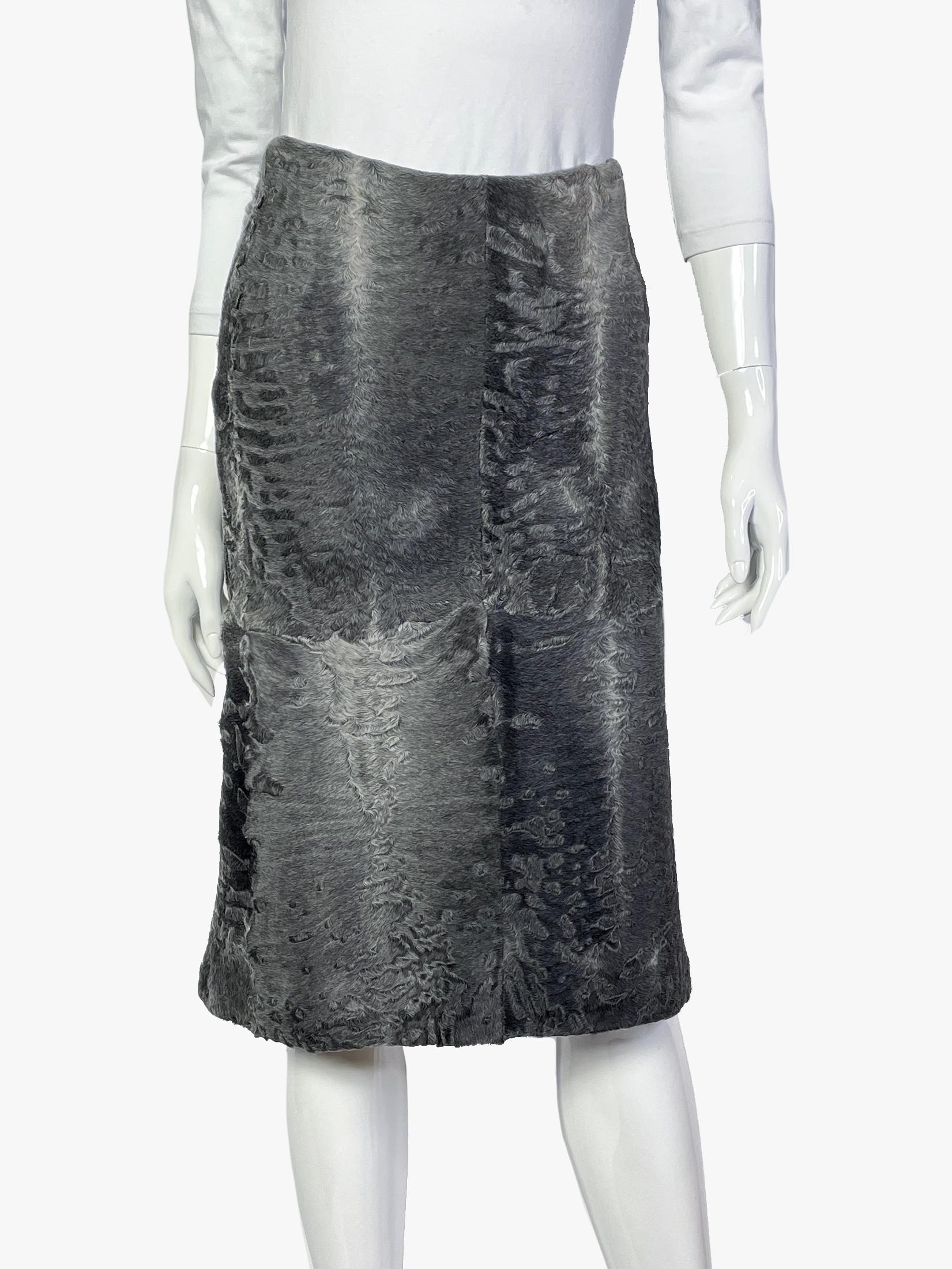 Prada Fall/Winter 1999 Runway Collection

Collector’s Archive Prada fur a-line skirt from the runway collection. Gorgeous, timeless winter piece for any chic capsule wardrobe.
Grey dyed lamb fur skirt. Knee length. A-line silhouette.
Size 42