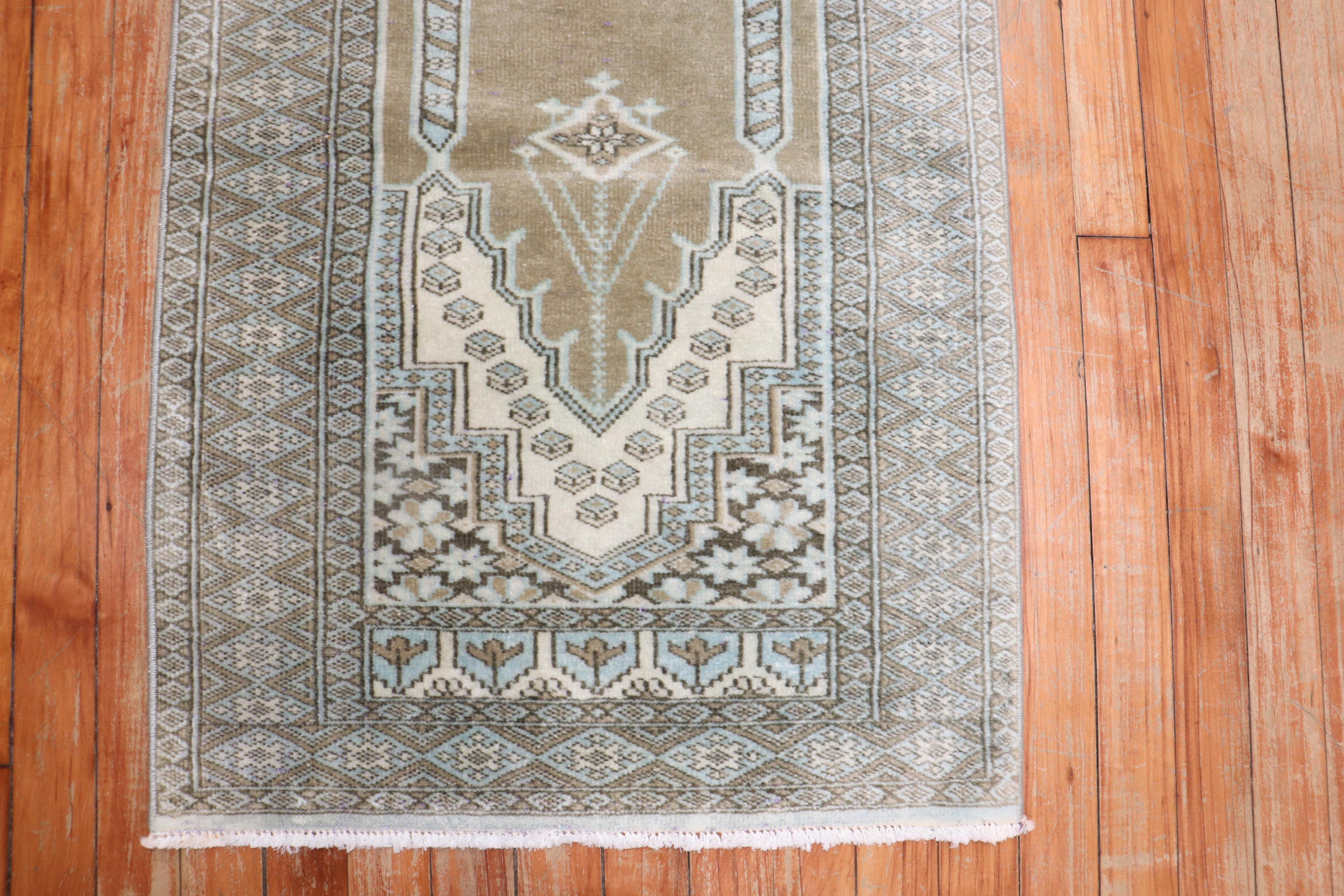 Vintage Prayer Niche Bokhara Rug In Good Condition In New York, NY