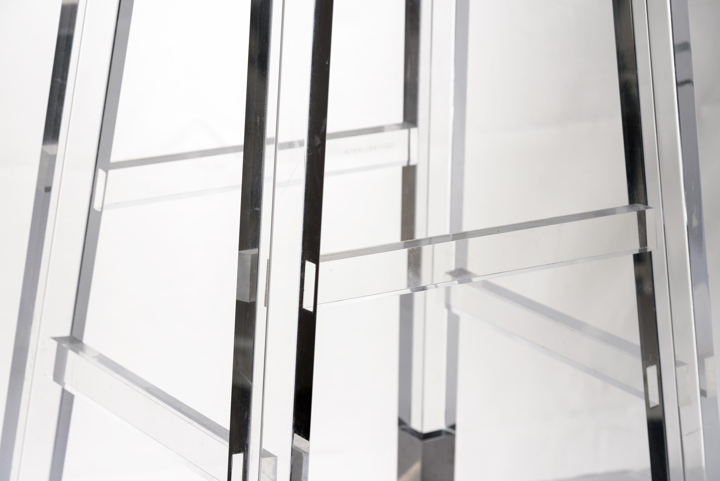 Nickel Tabouret de comptoir Interlude d'occasion en lucite et nickel en vente
