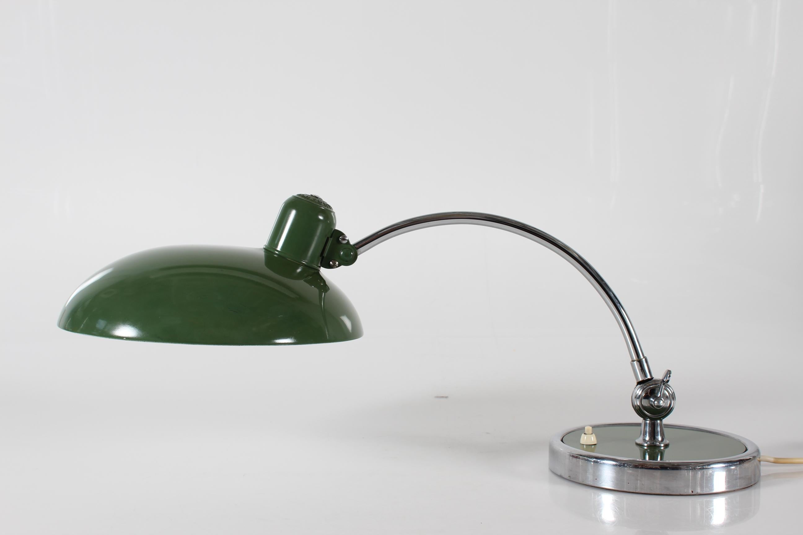 Lampe de bureau Vintage President Model No Dell 6631 par Christian Dell pour Kaiser Idell 1950s en vente 7