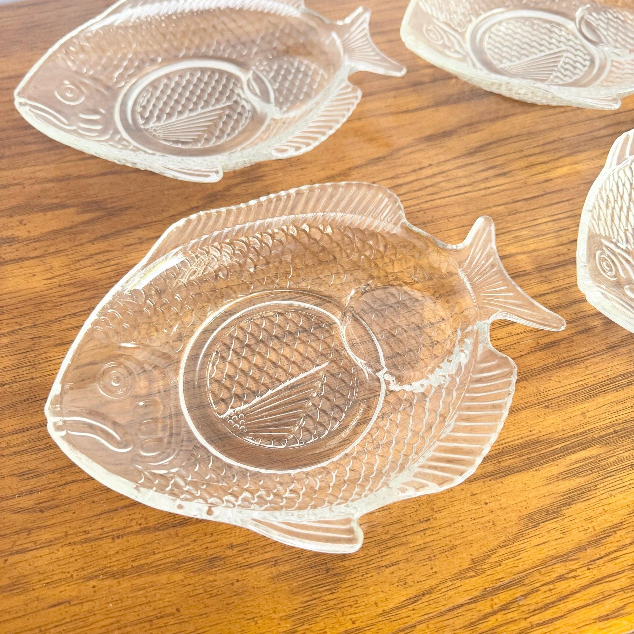 American Vintage Pressed Glass Fish Plates - Set of 4 For Sale