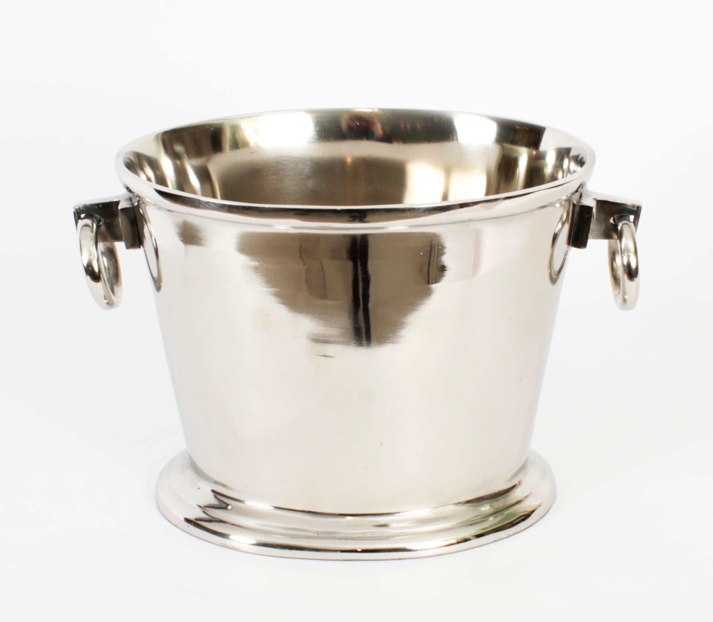 Vintage Prestige Champagne Cooler Ice Bucket 20th C For Sale 1