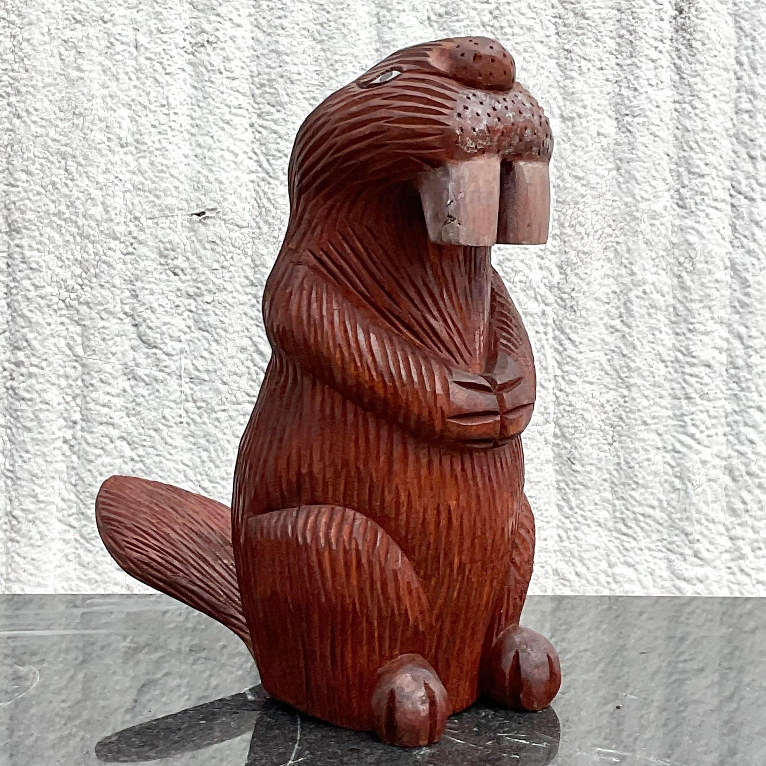 Sculpture primitive vintage en castor sculptée à la main en vente 1