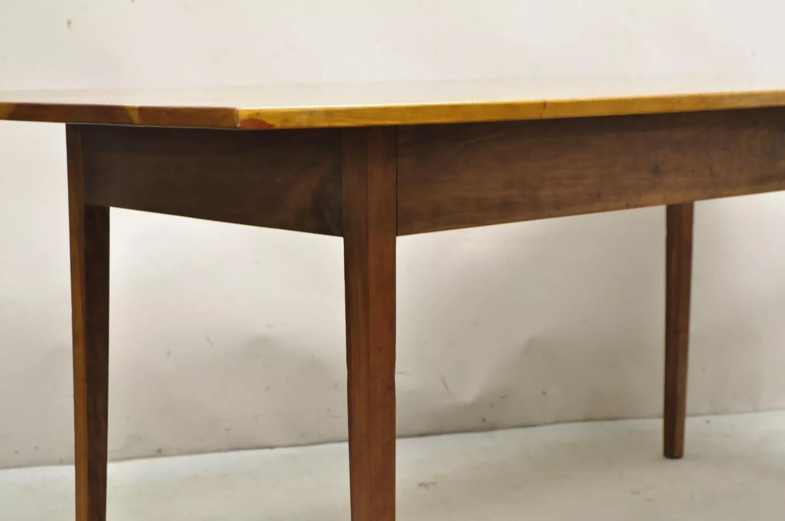 Table de salle à manger vintage primitive Farmhouse en bois de cerisier massif 72