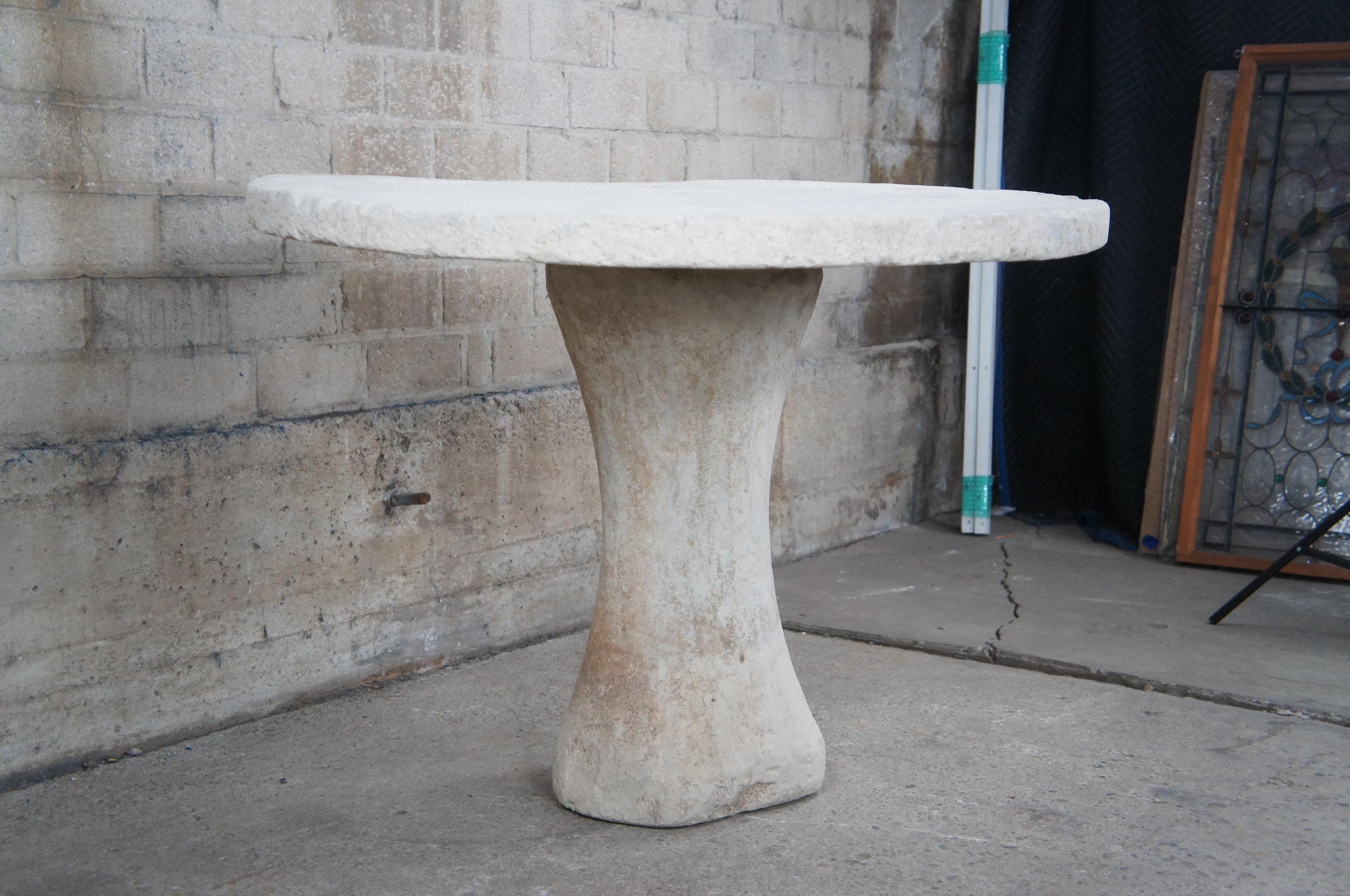 Vintage Primitive Round Porous Stone Breakfast Dining Patio Center Entry Table 4 6