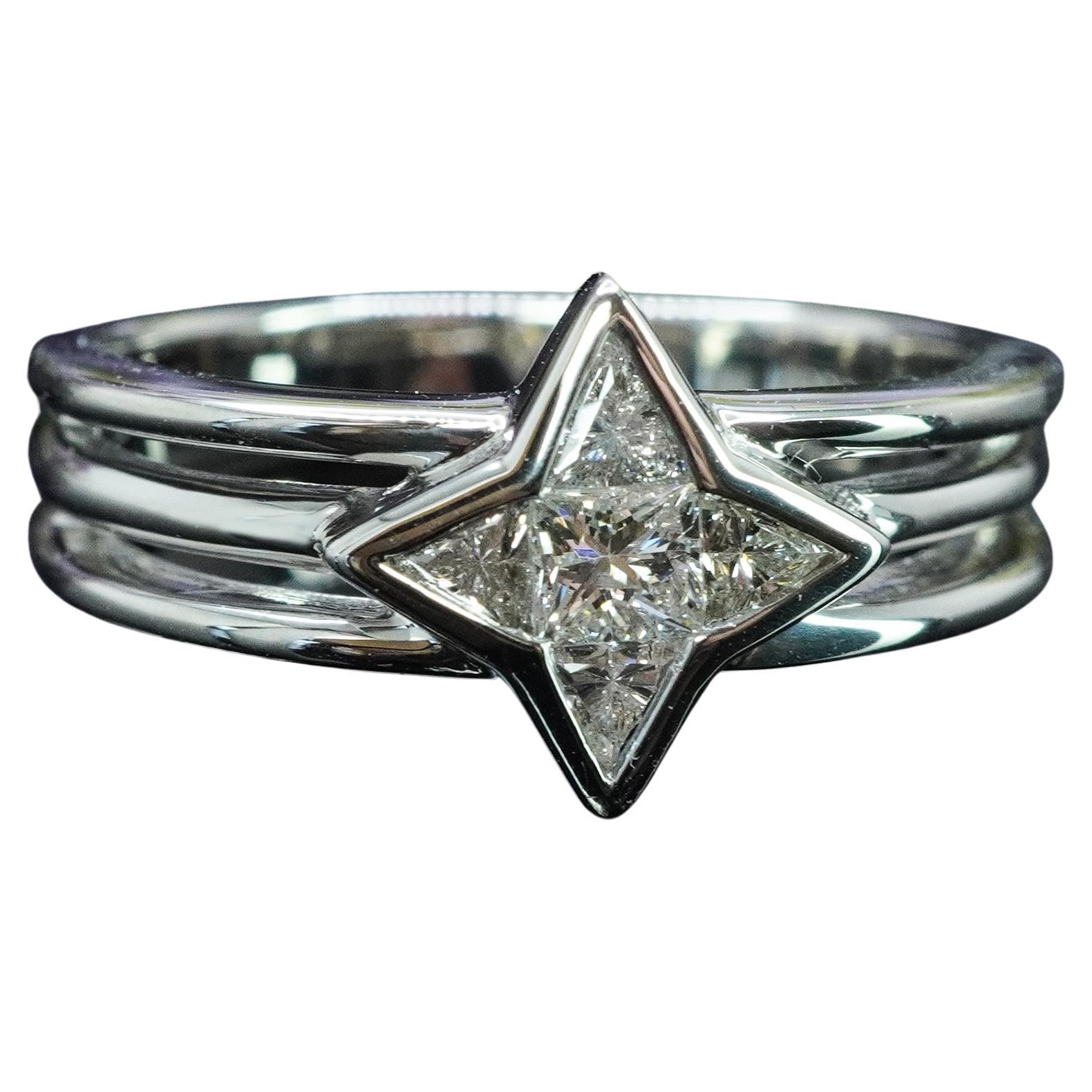 Vintage Princess Trillion Diamond Illusion Set Ring Band Platinum Star Estate For Sale