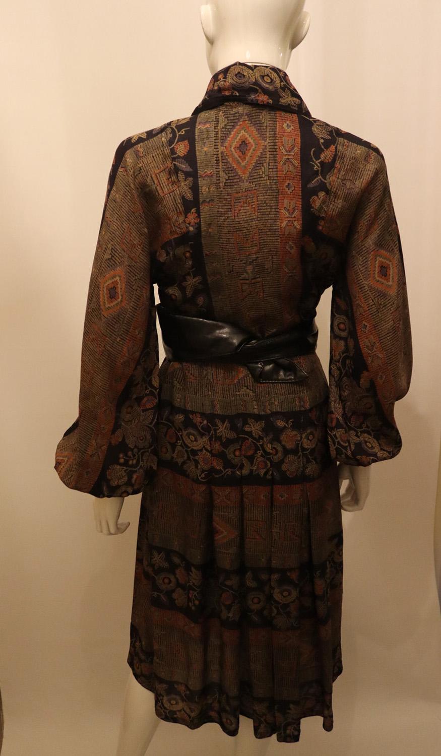 Vintage Print Shirt Dress by Jean Varon In Good Condition For Sale In London, GB