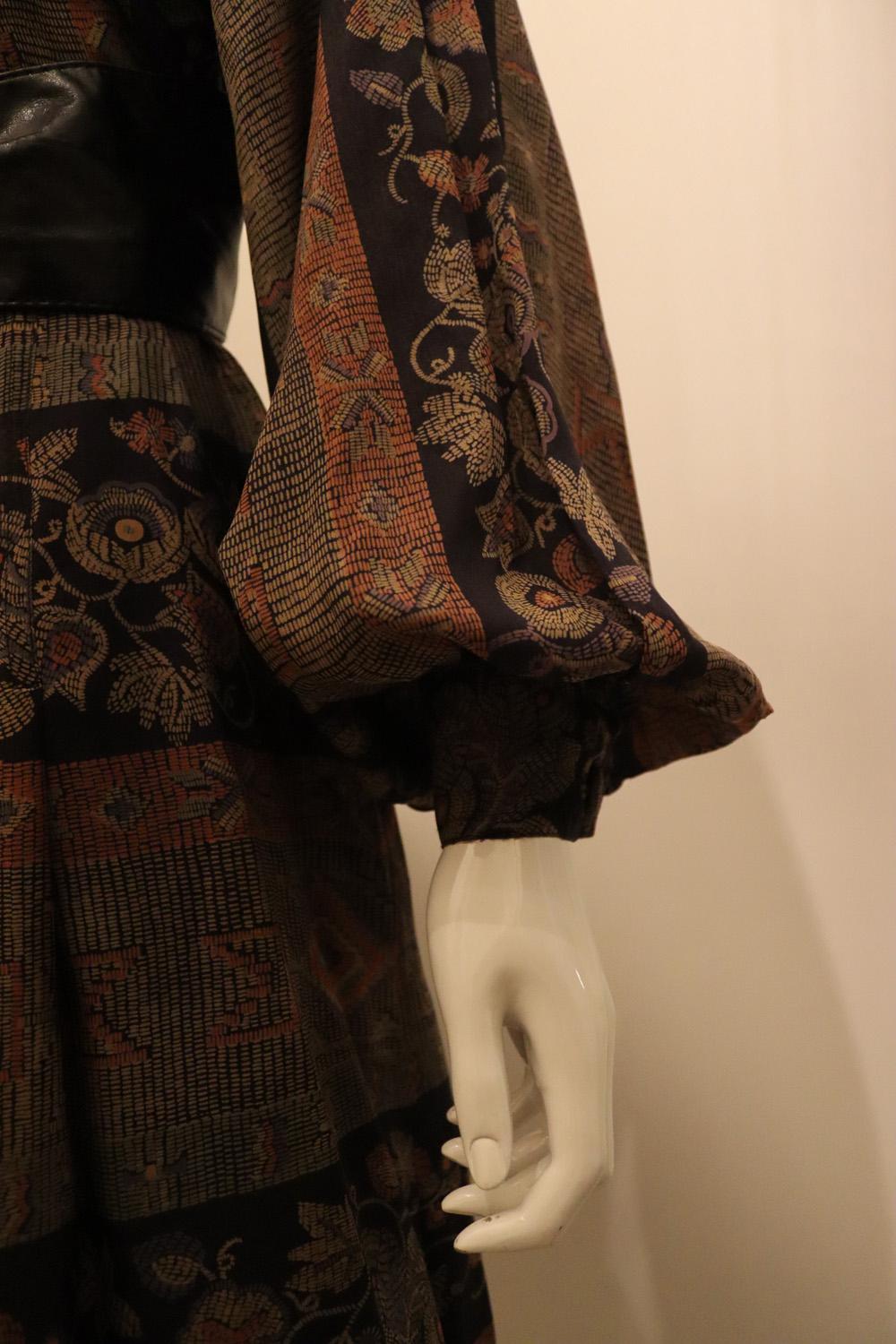 Women's Vintage Print Shirt Dress by Jean Varon For Sale