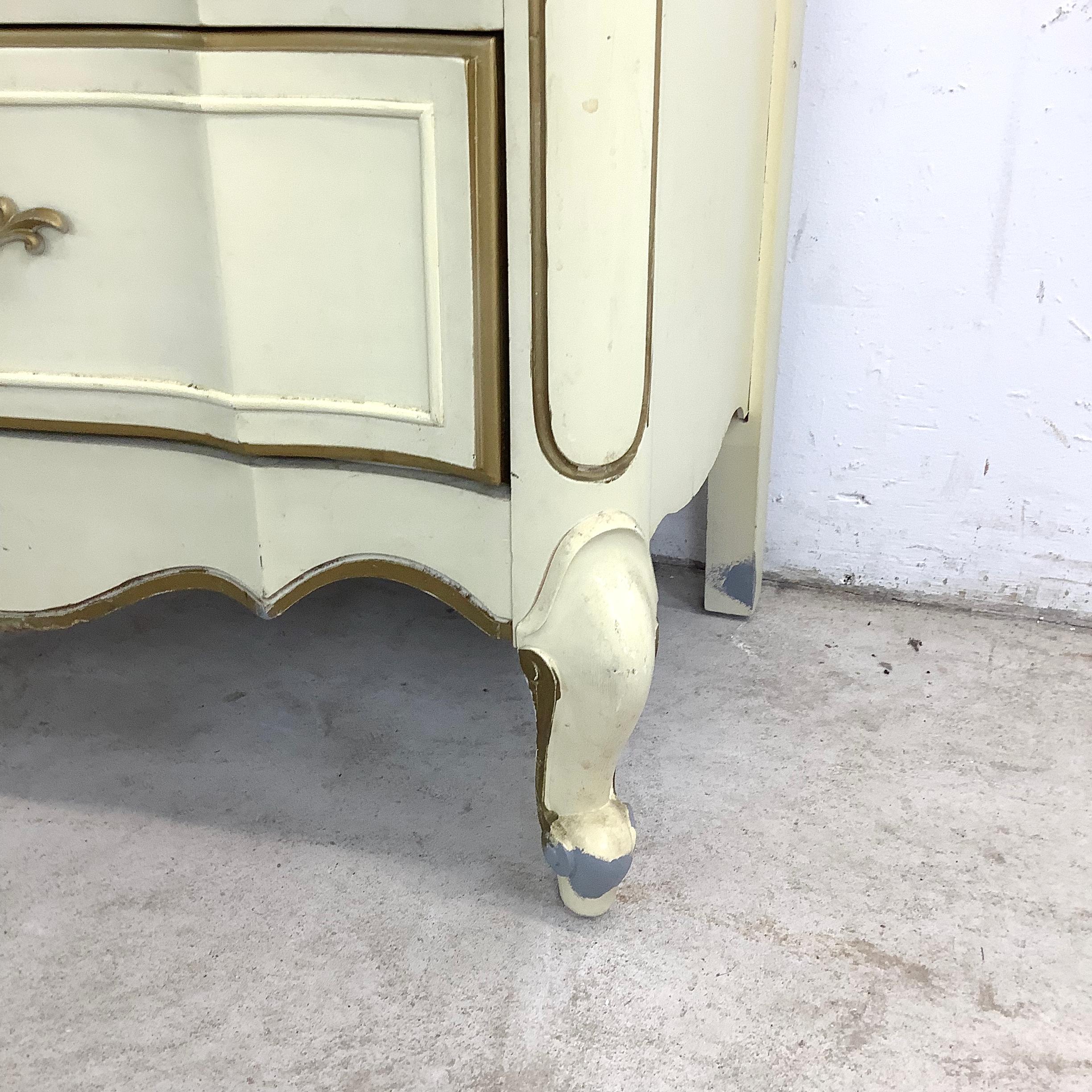 Cassettiera provinciale vintage a sei cassetti per lingerie in vendita 9