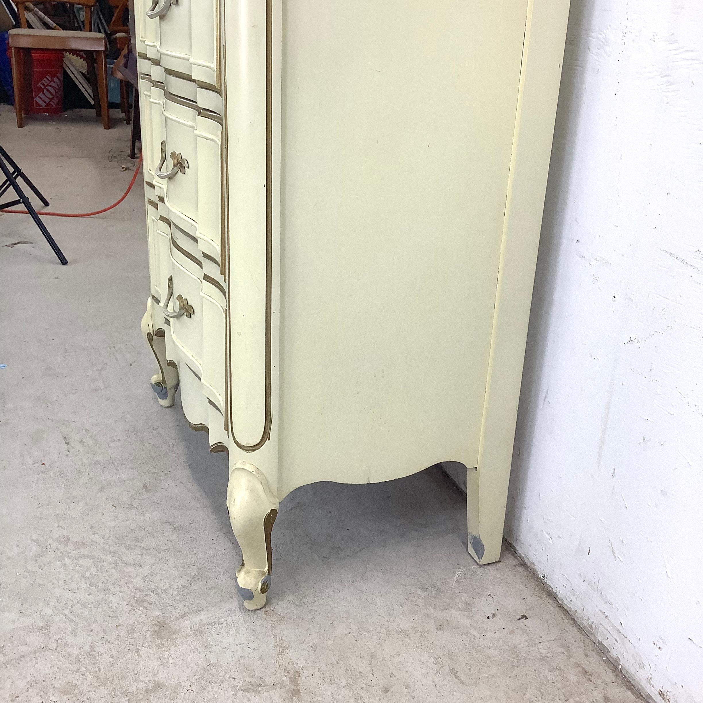 Cassettiera provinciale vintage a sei cassetti per lingerie in vendita 11