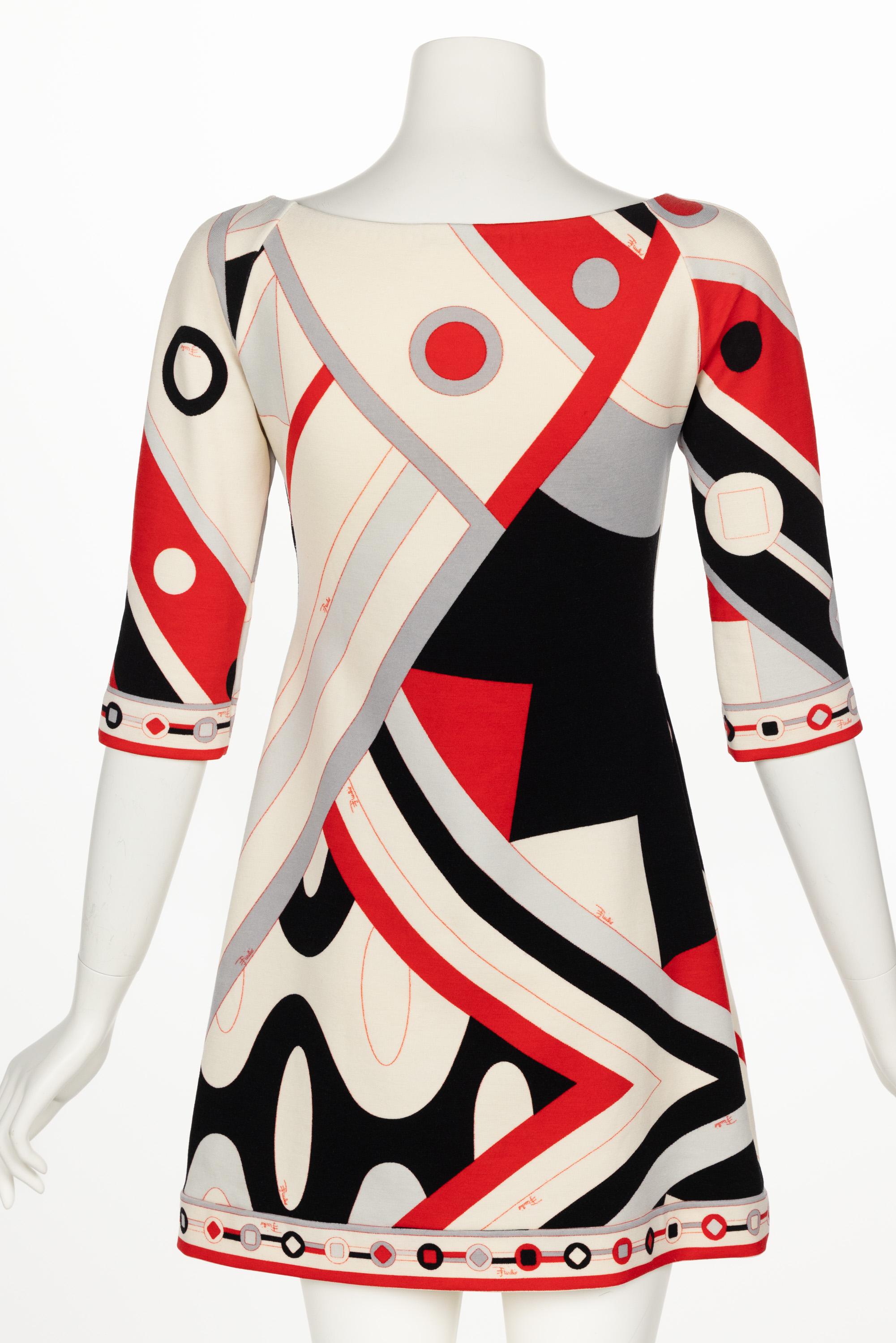 Vintage Pucci Wool Geometric Print Mini Dress In Good Condition For Sale In Boca Raton, FL