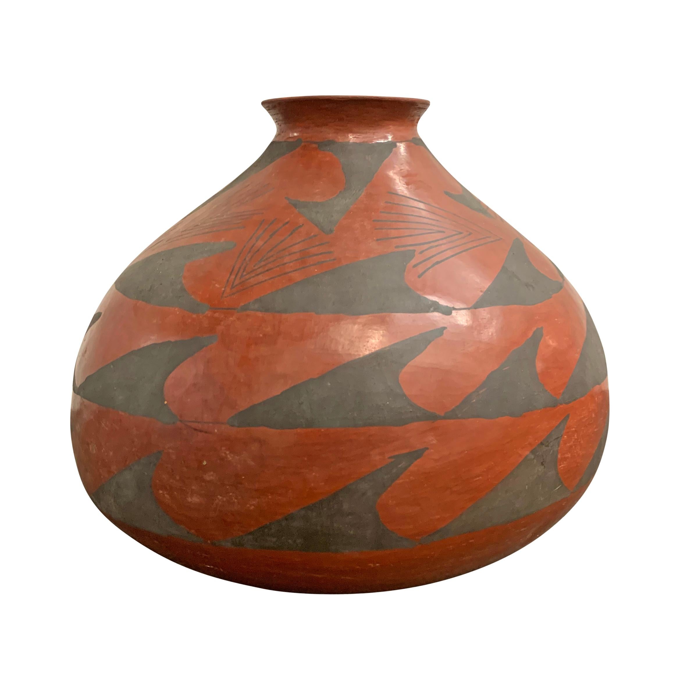 Native American Vintage Pueblo Pottery Vase