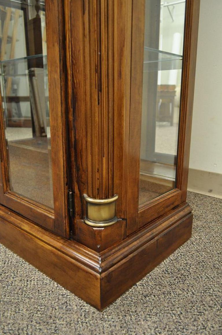 Vintage Pulaski Cherry Lighted Mirrored Curio Display ...