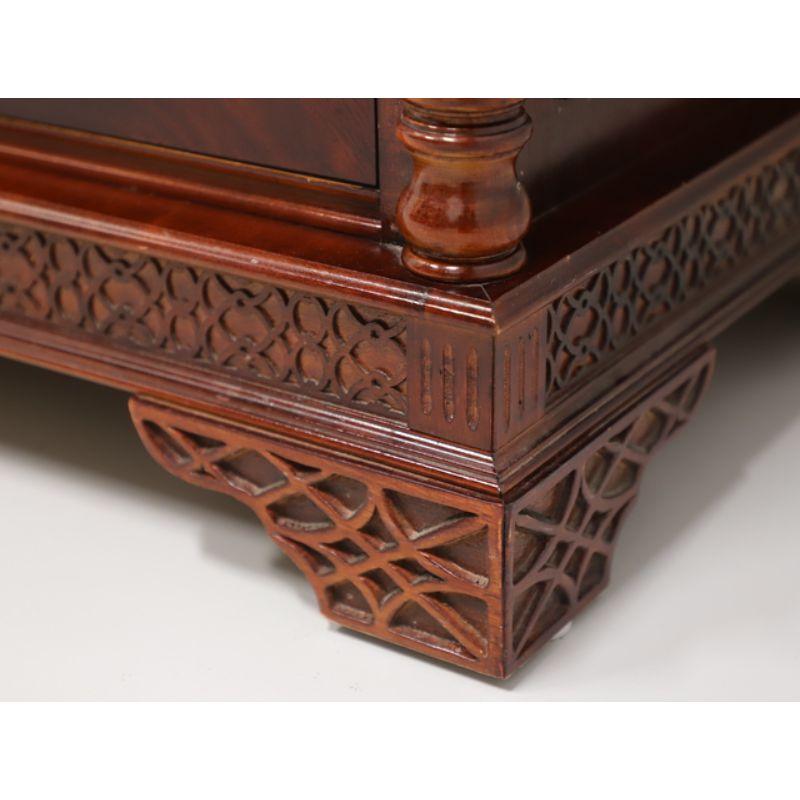 PULASKI Mahogany Chinese Chippendale Bachelor Chest 1