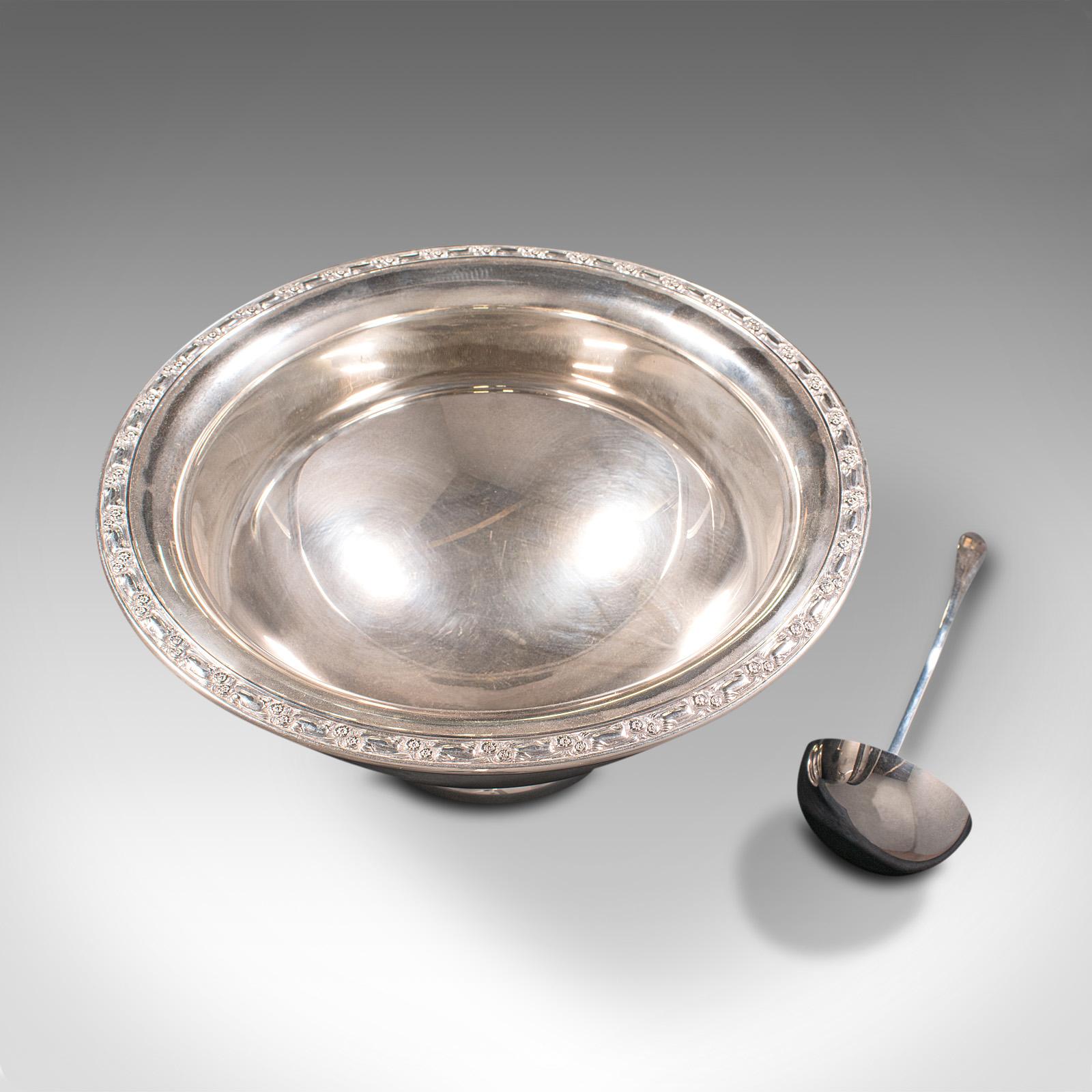 20th Century Vintage Punch Bowl, American, Silver Plate, Serving Dish, Spoon, Mid 20th C For Sale