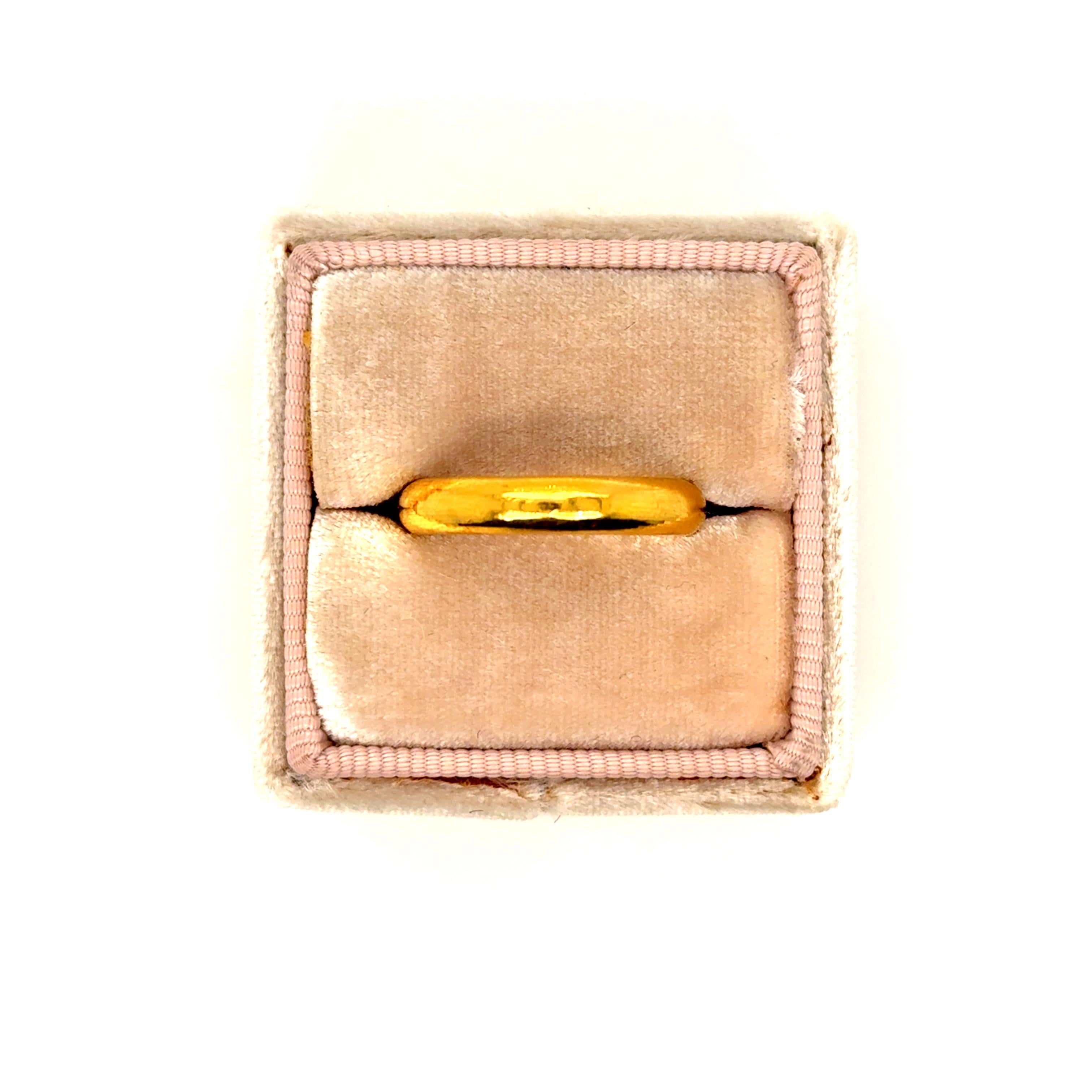 Vintage Pure Gold 24K Yellow Gold Plain Ring. In Good Condition For Sale In San Francisco, CA