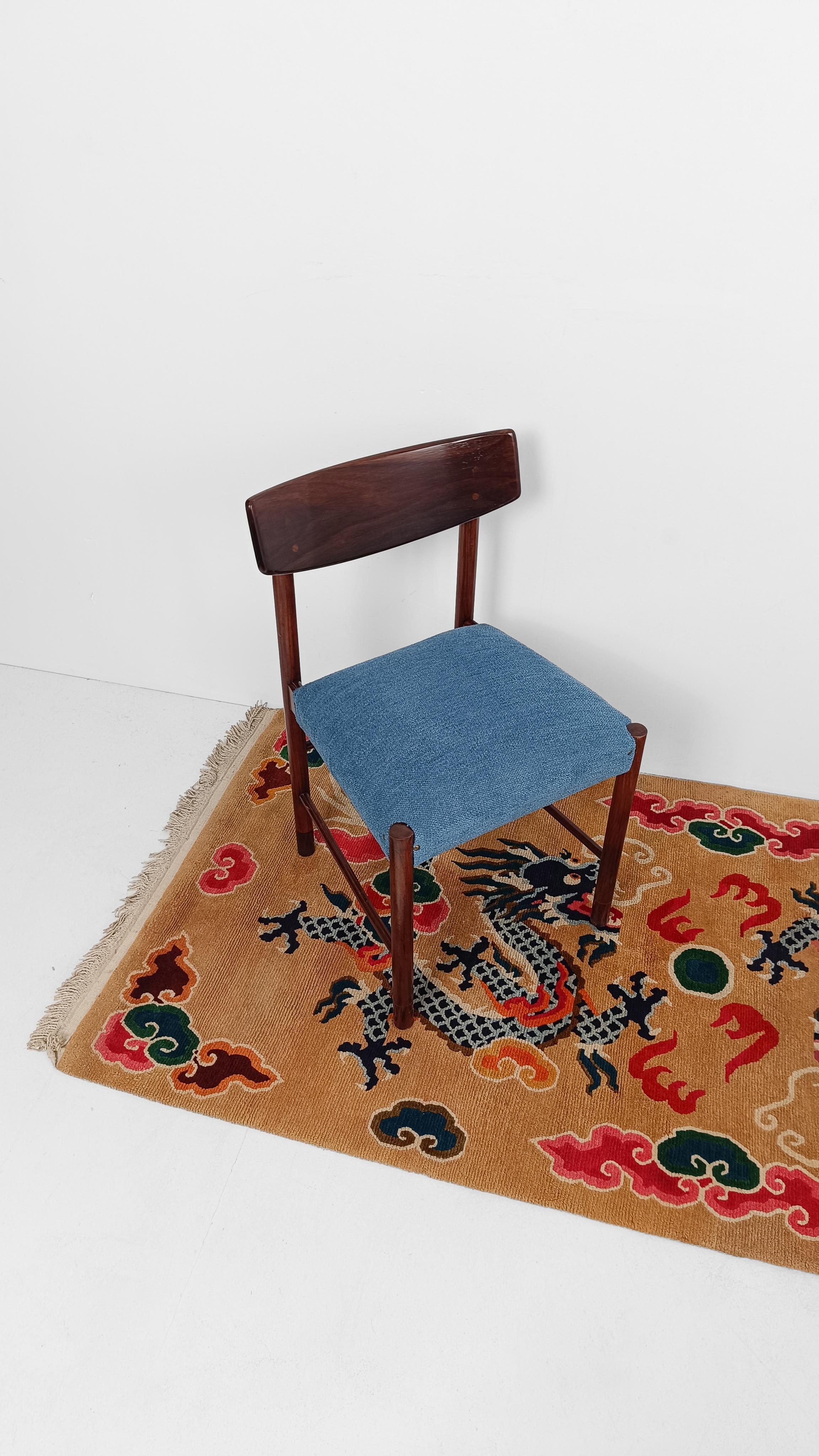Italian Vintage Pure Wool Runner Rug With Blue China Dragons For Sale