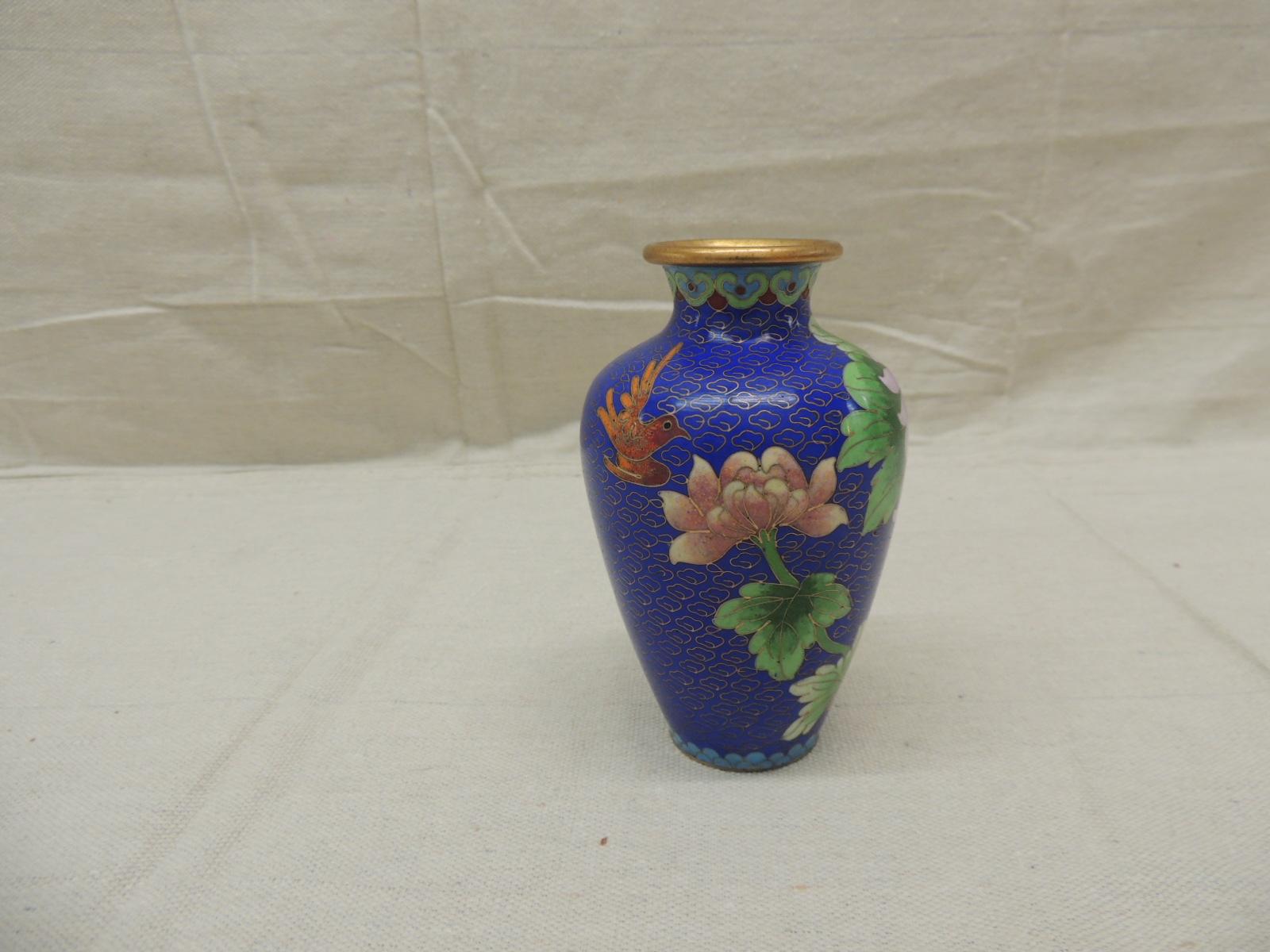 Vintage purple and blue cloisonné floral vase.
Size: 3.5