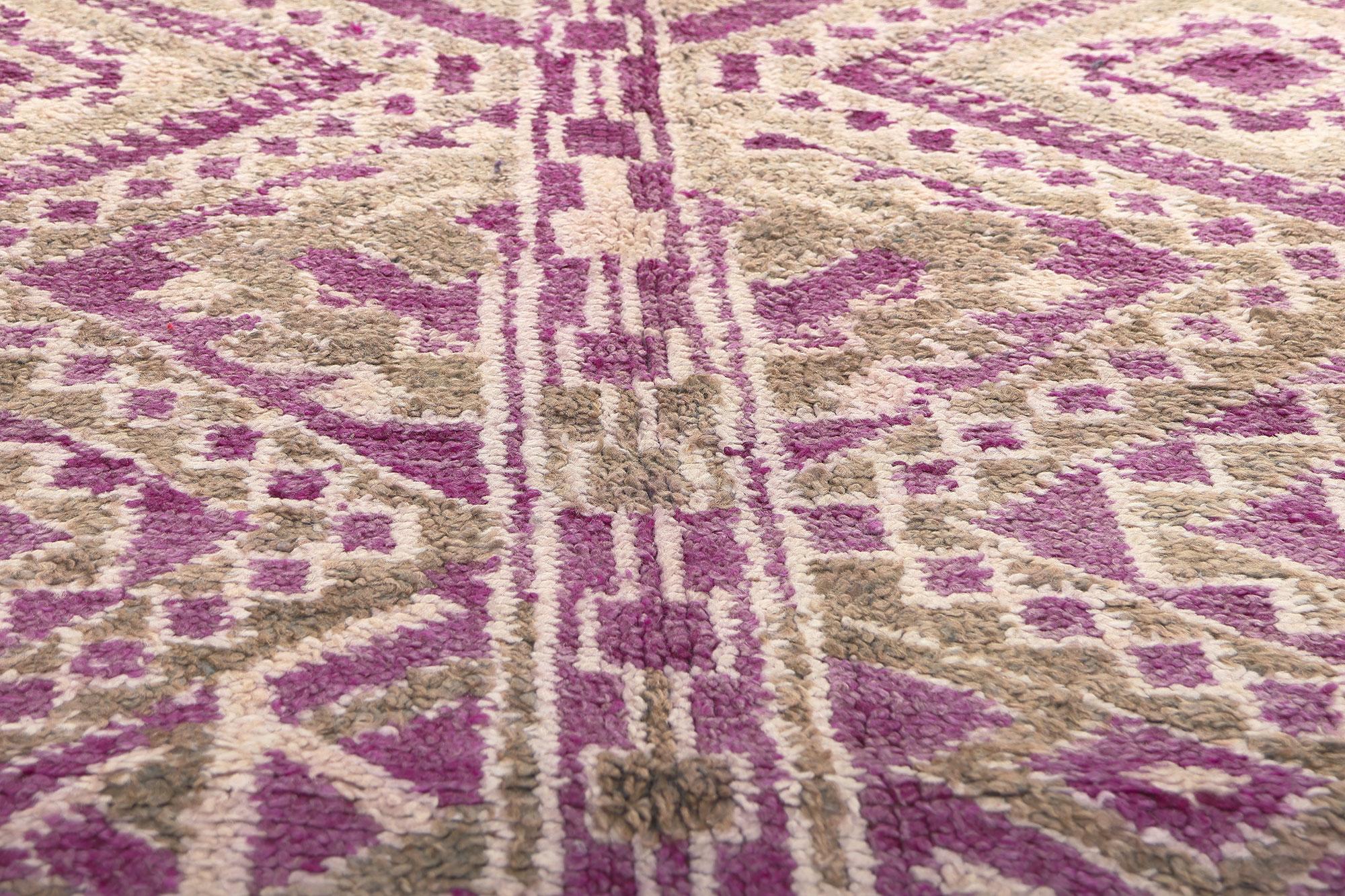 Vintage Purple Beni MGuild Moroccan Rug In Good Condition For Sale In Dallas, TX